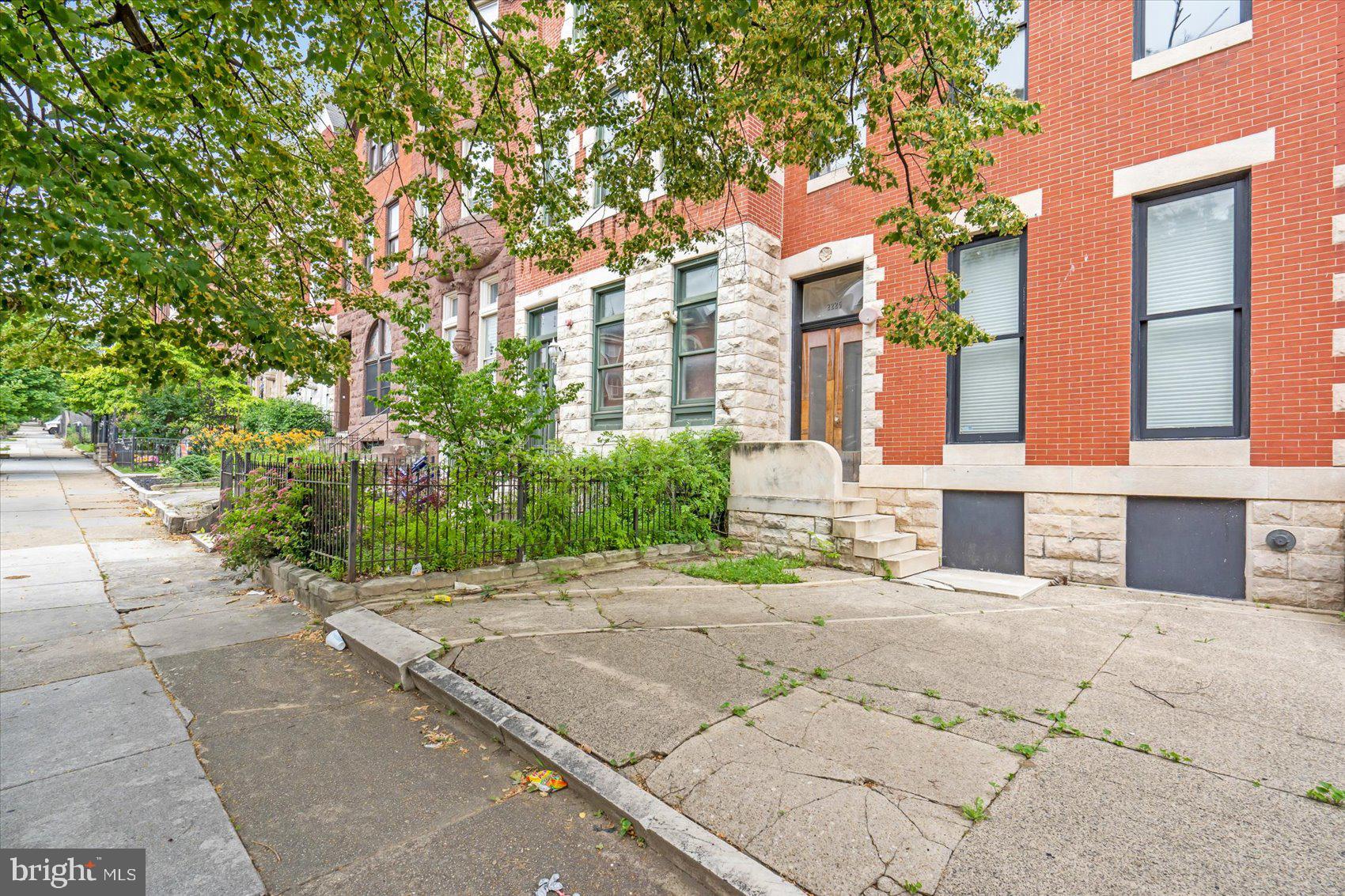 RESERVOIR HILL - Residential