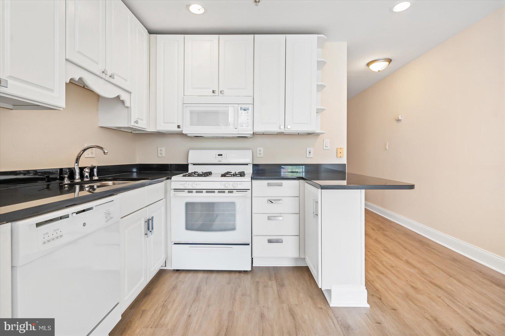 RESERVOIR HILL - Residential