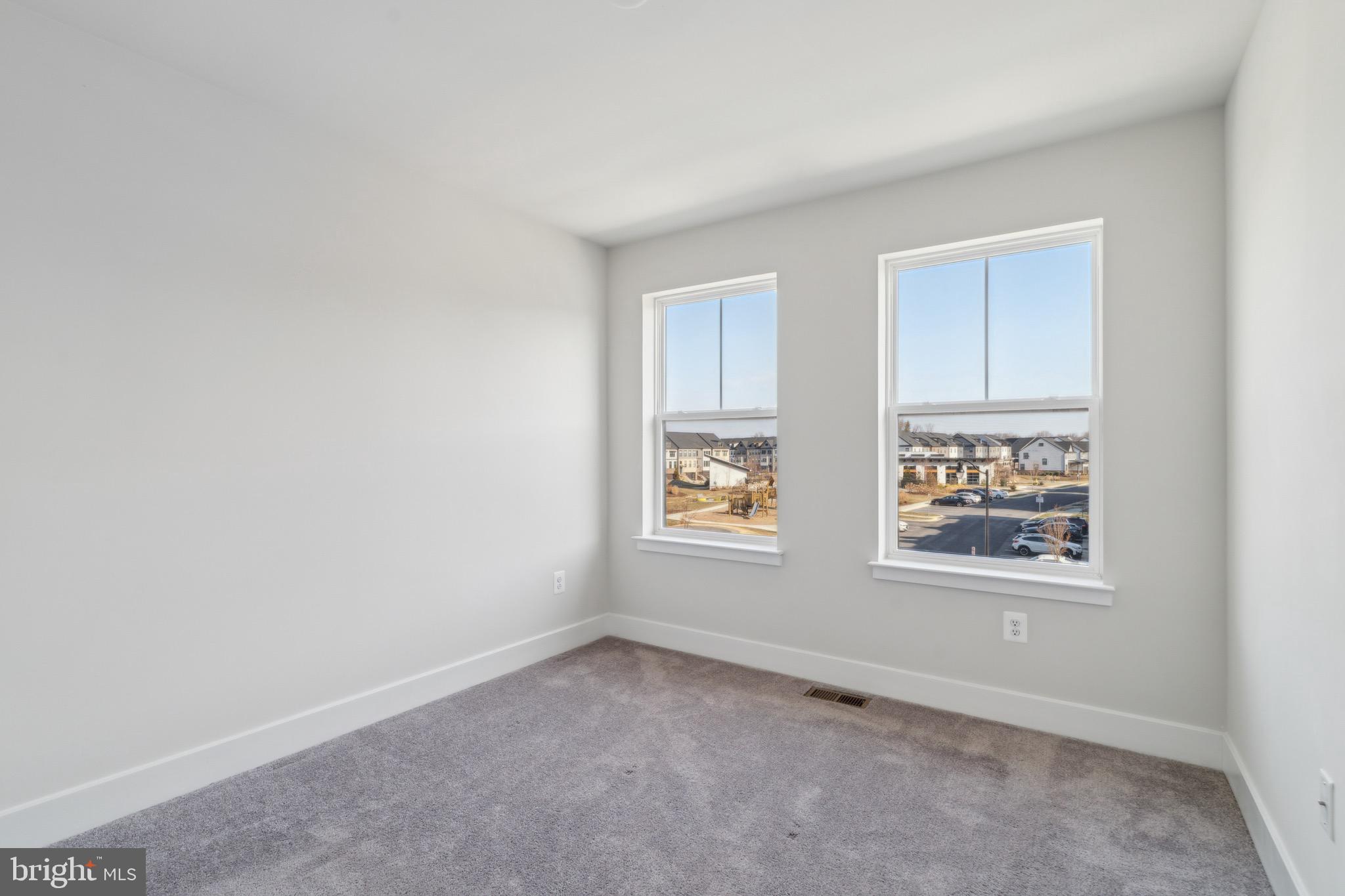 TANYARD SHORES - Residential