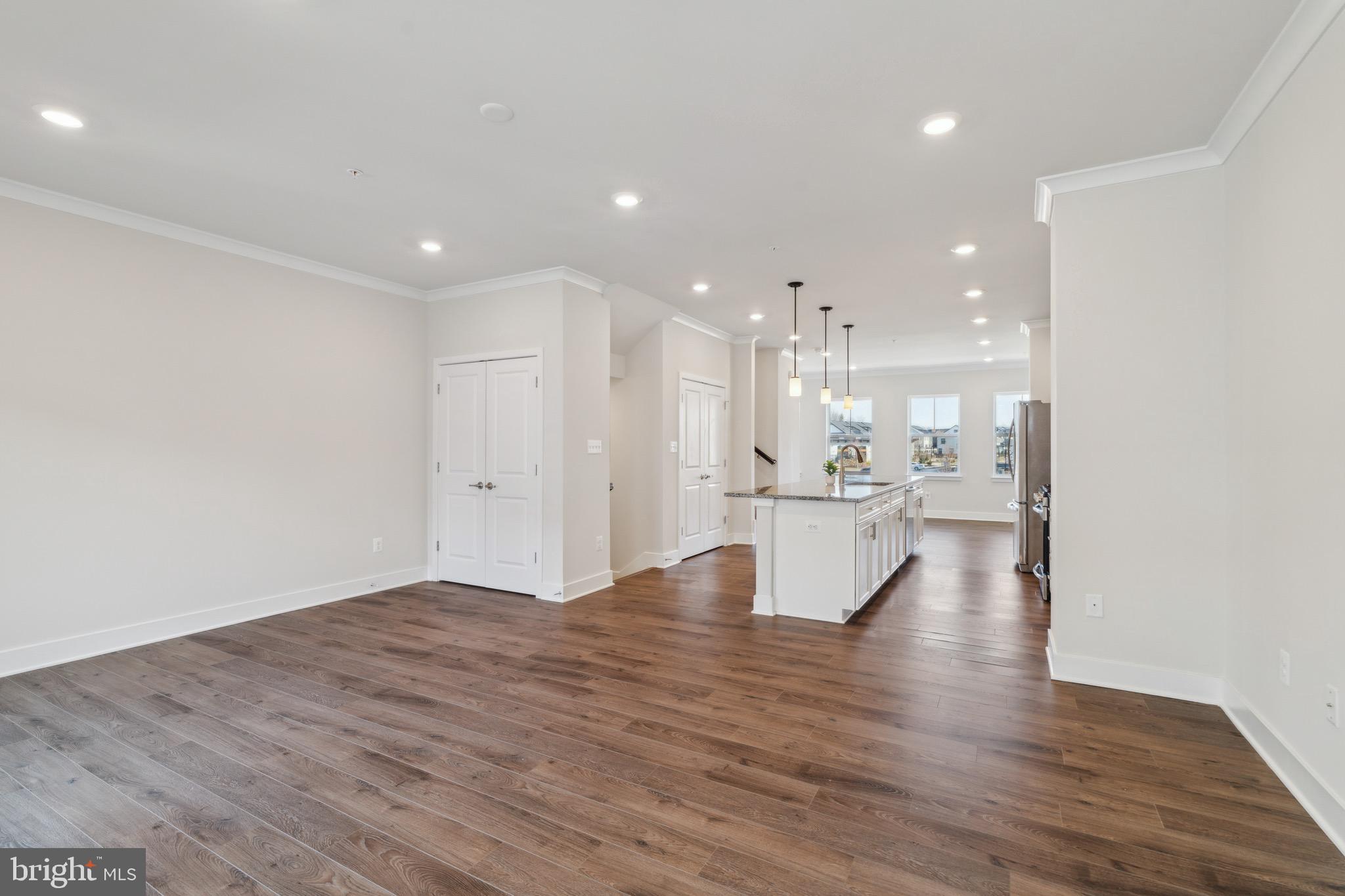 TANYARD SHORES - Residential