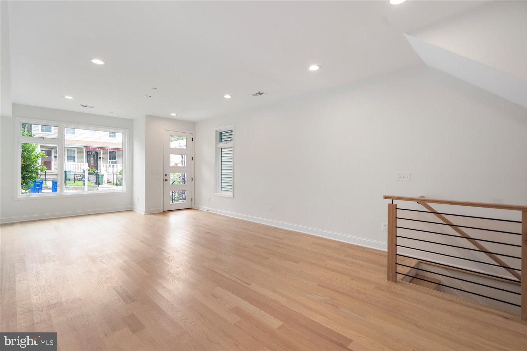 3530 BUENA VISTA AVENUE