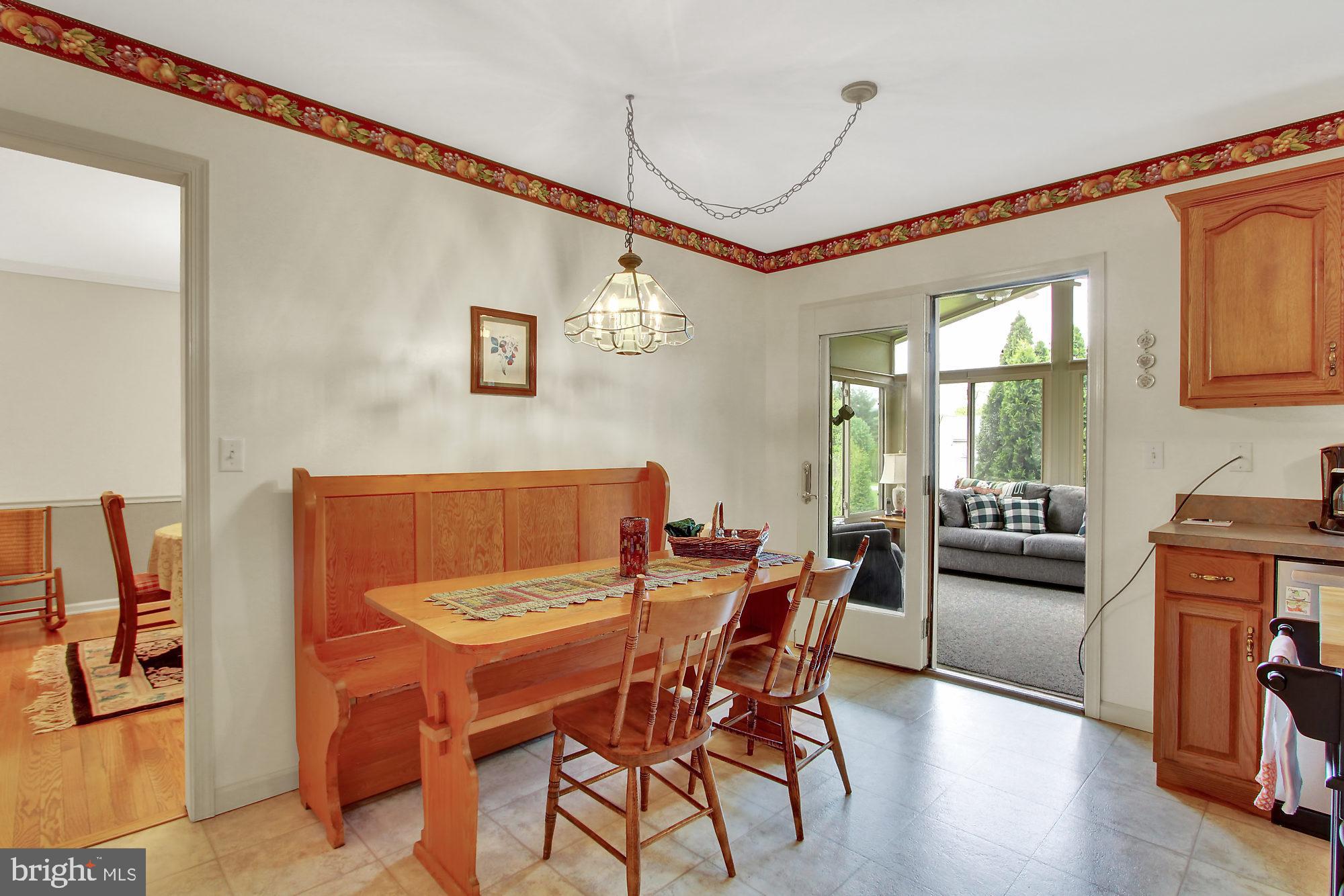 CRESTWOOD EAST - Residential