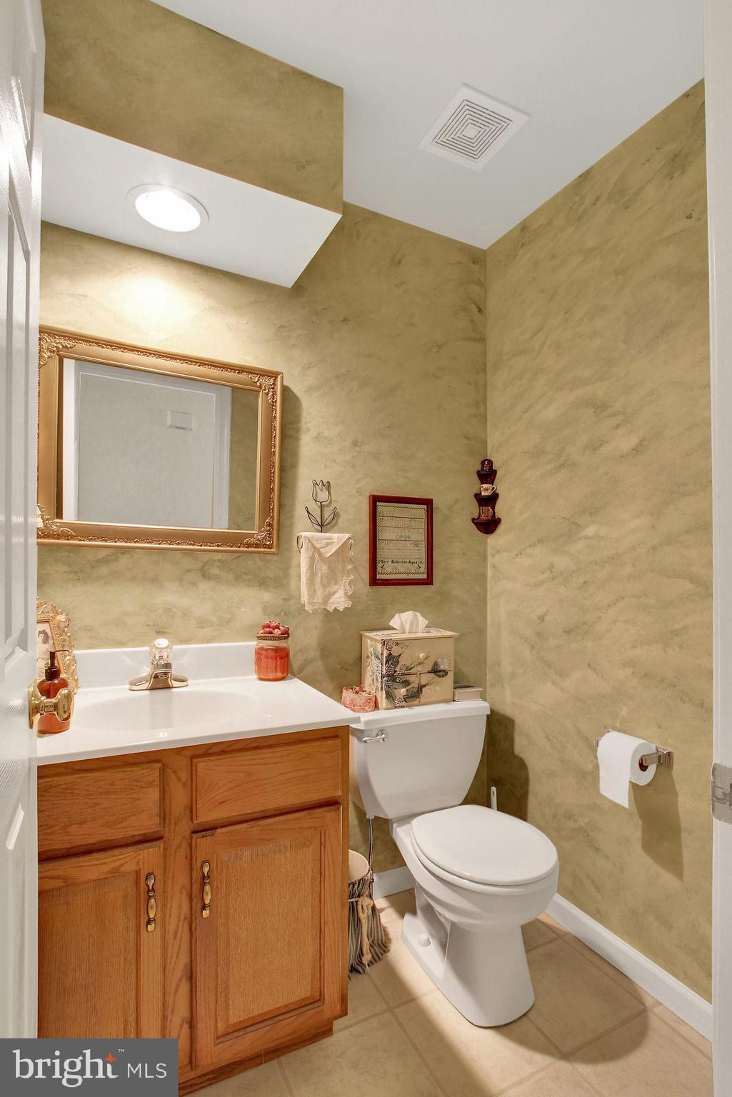 CRESTWOOD EAST - Residential