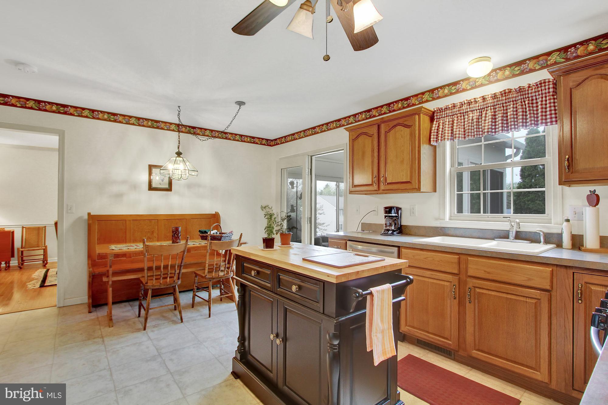 CRESTWOOD EAST - Residential