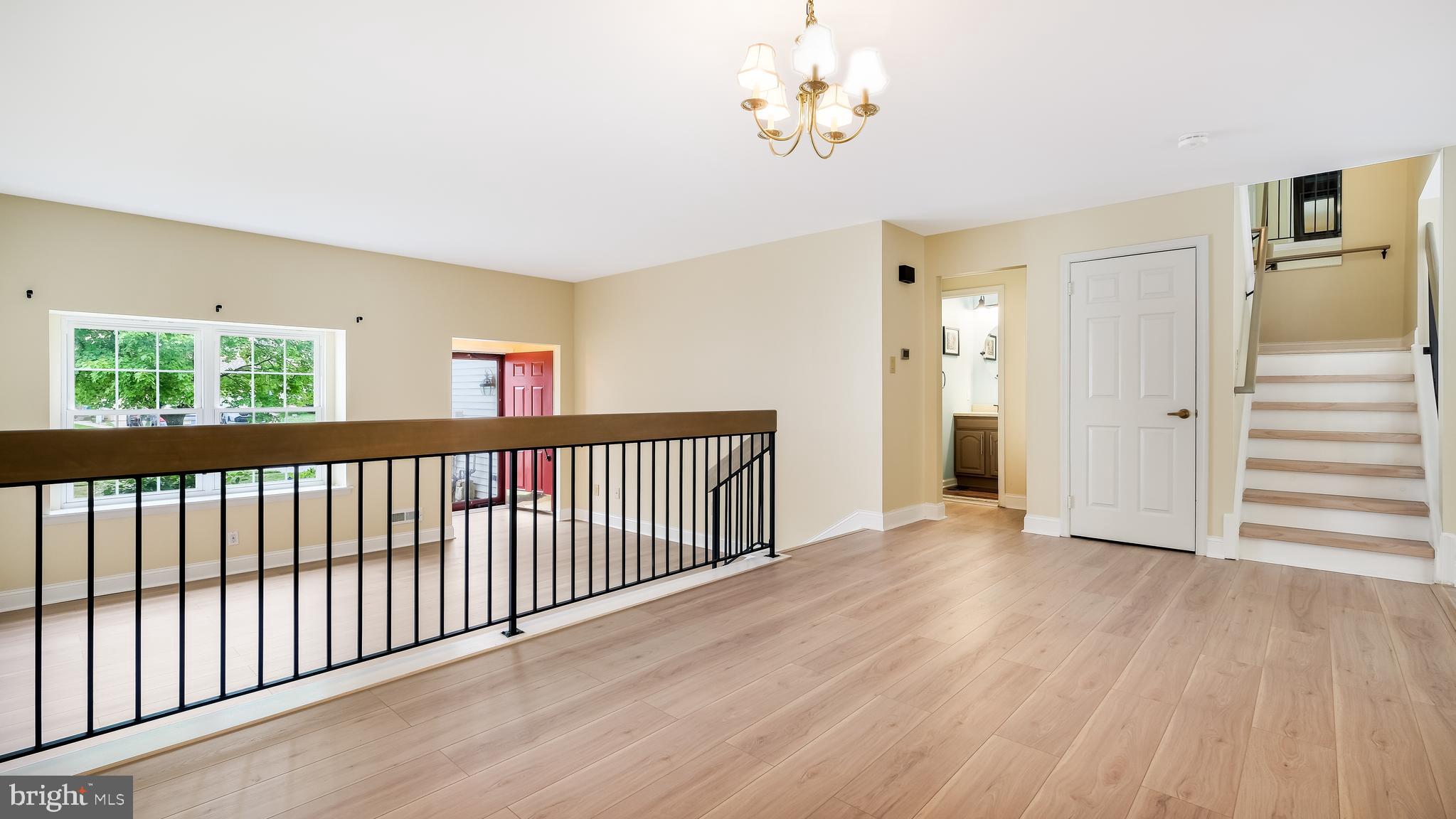 102 SANDHURST DRIVE