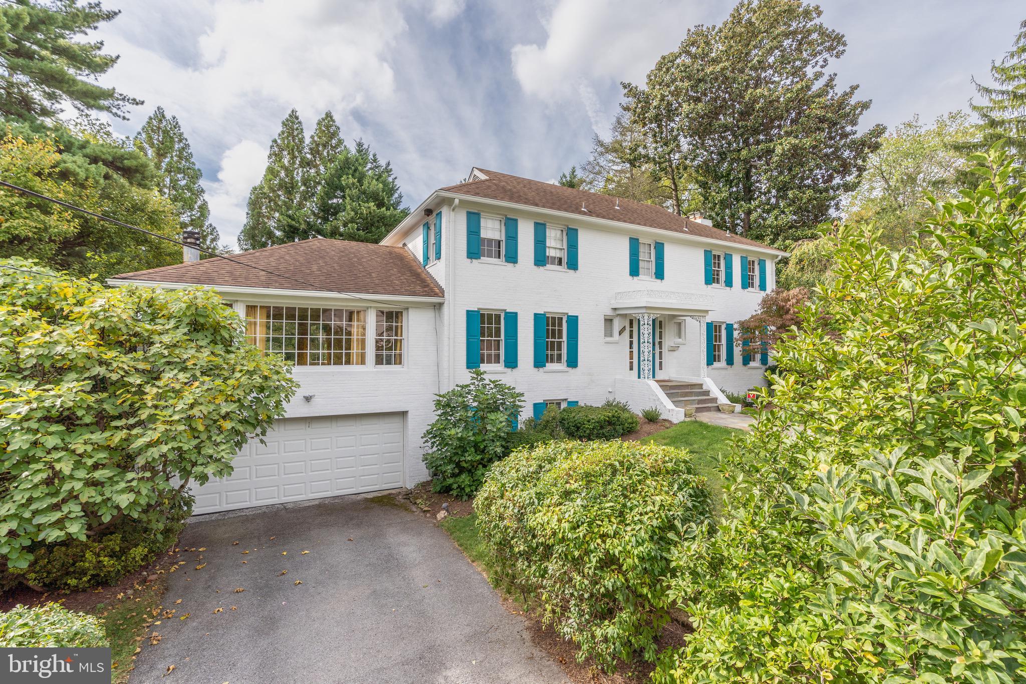 BRADLEY HILLS - Residential