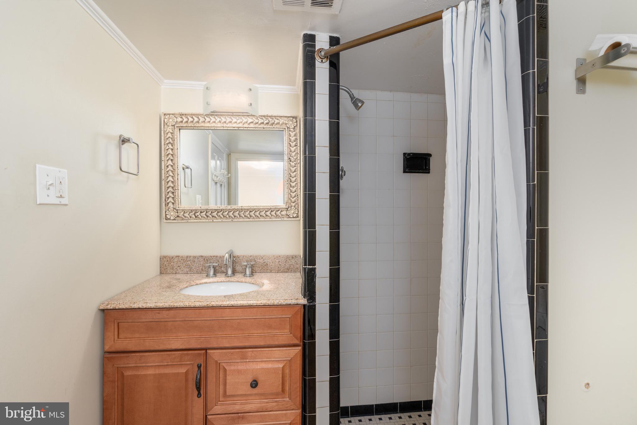 BRADLEY HILLS - Residential