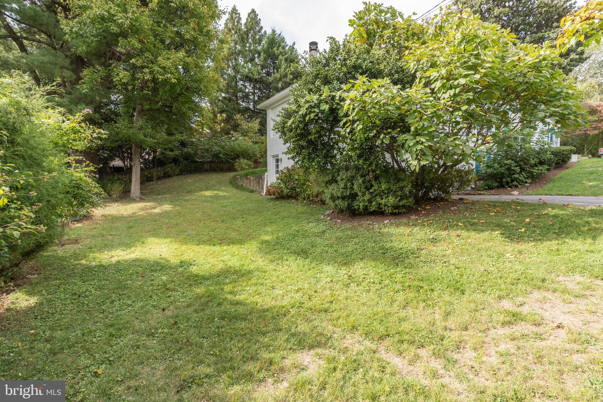 BRADLEY HILLS - Residential