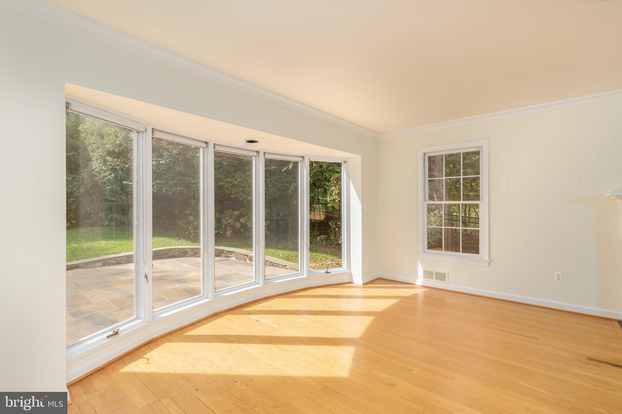 BRADLEY HILLS - Residential