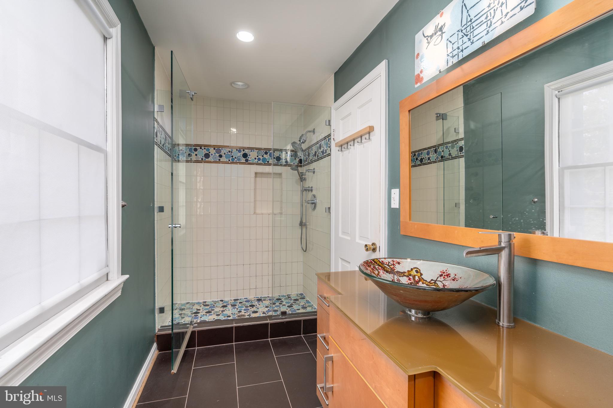 BRADLEY HILLS - Residential