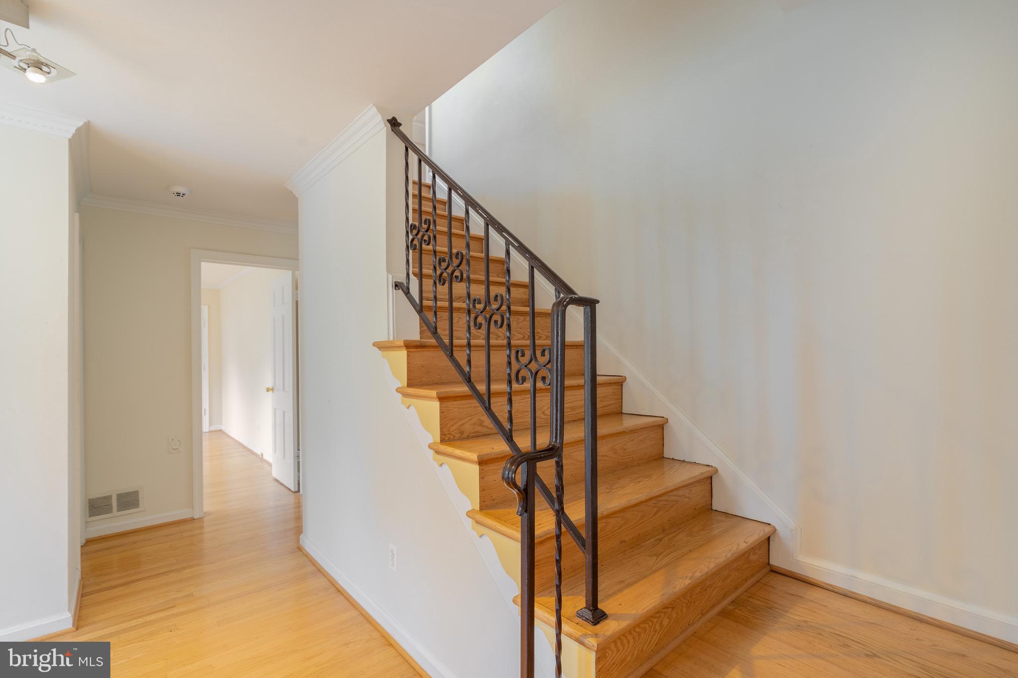 BRADLEY HILLS - Residential