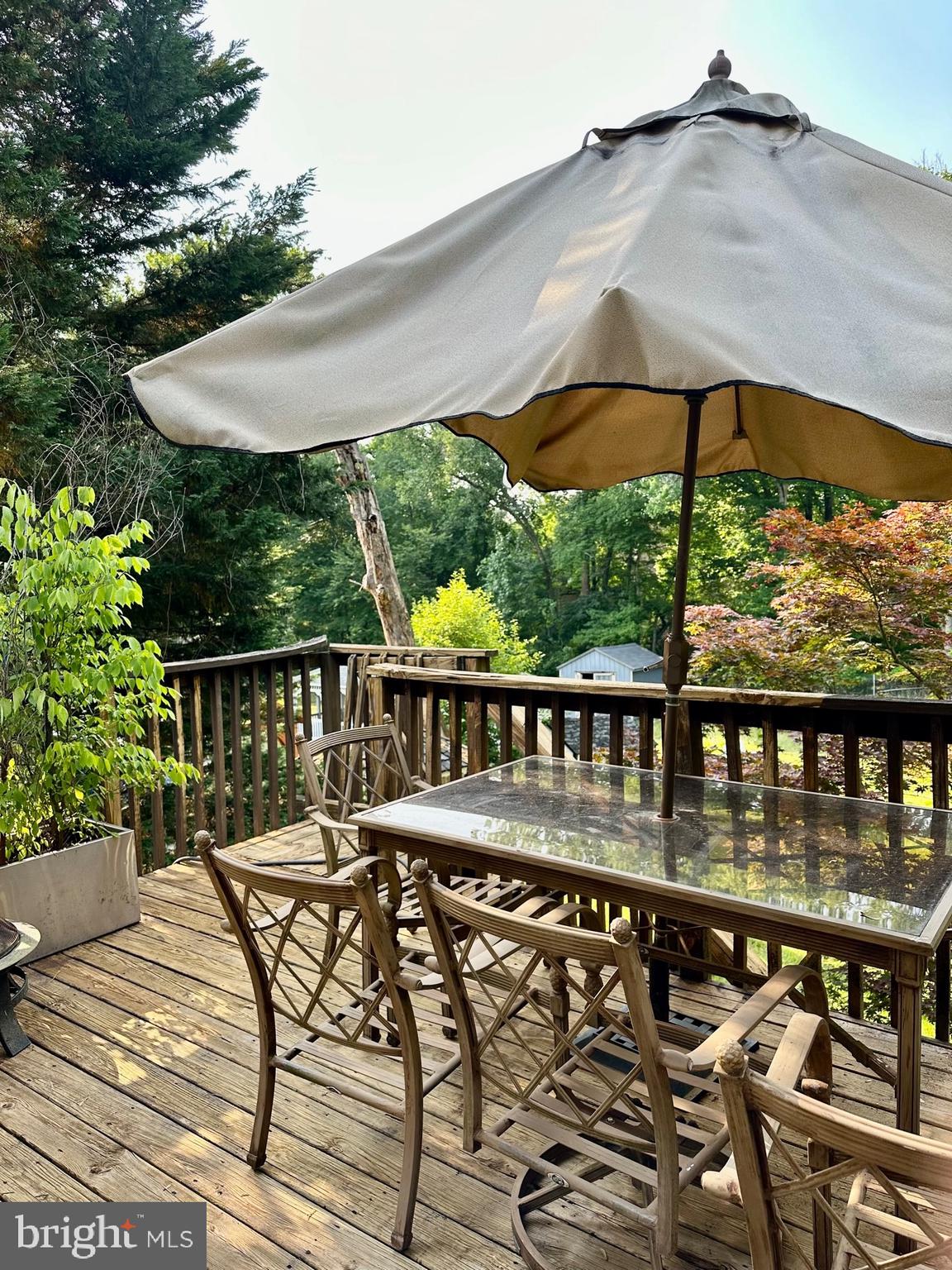 WILLOW GROVE - Residential