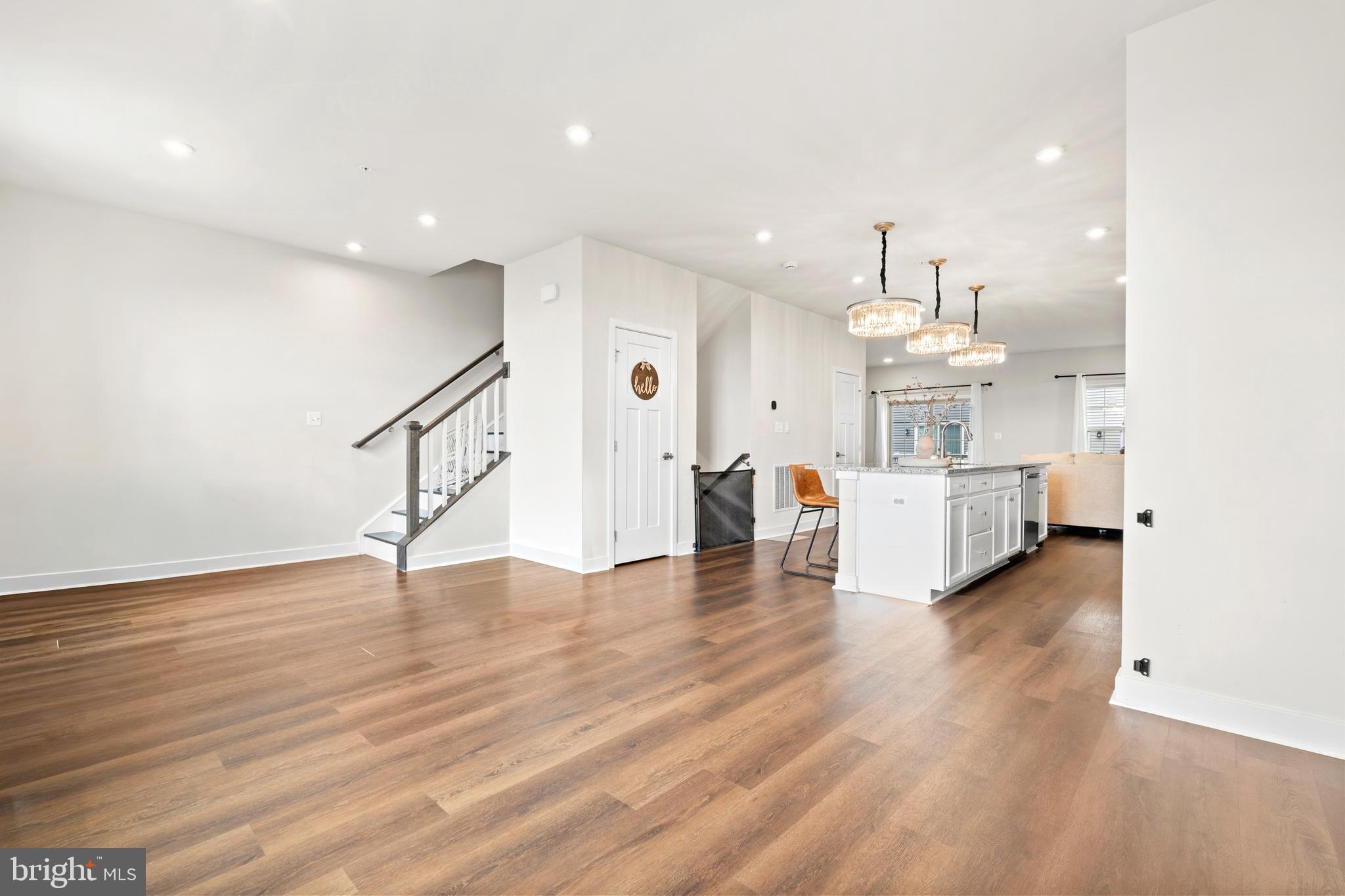 WESTSIDE - Residential