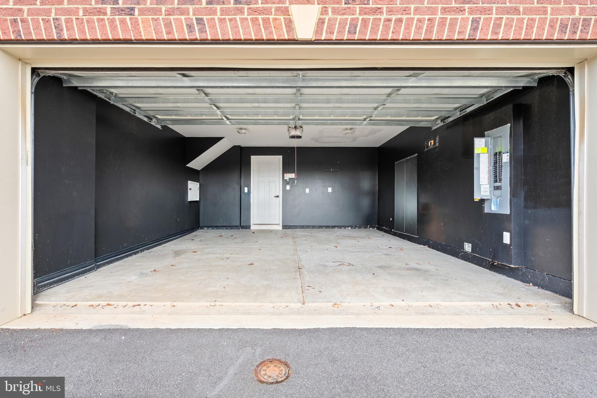 WESTSIDE - Residential