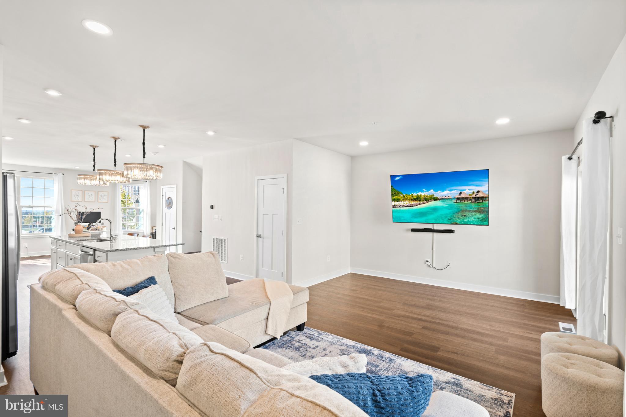 WESTSIDE - Residential