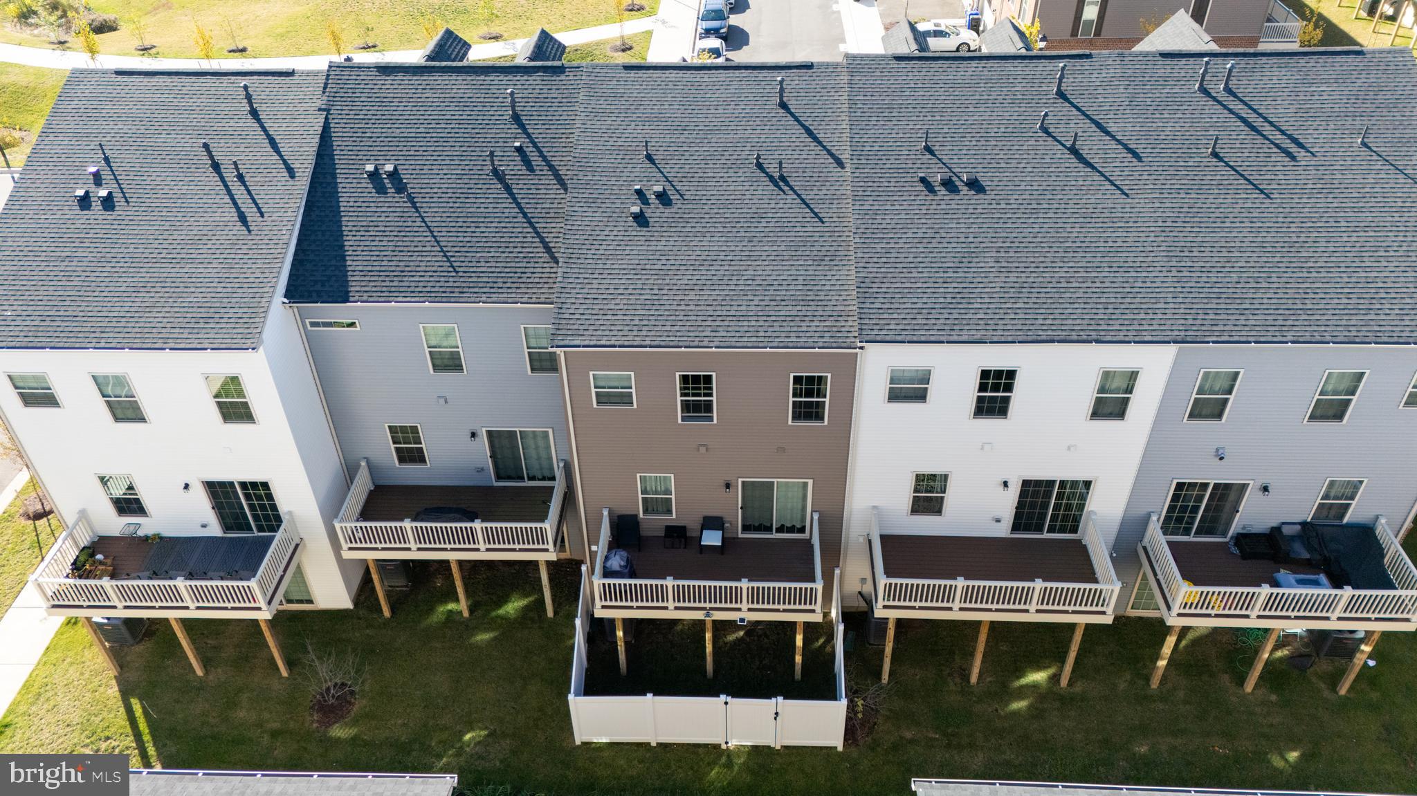 WESTSIDE - Residential