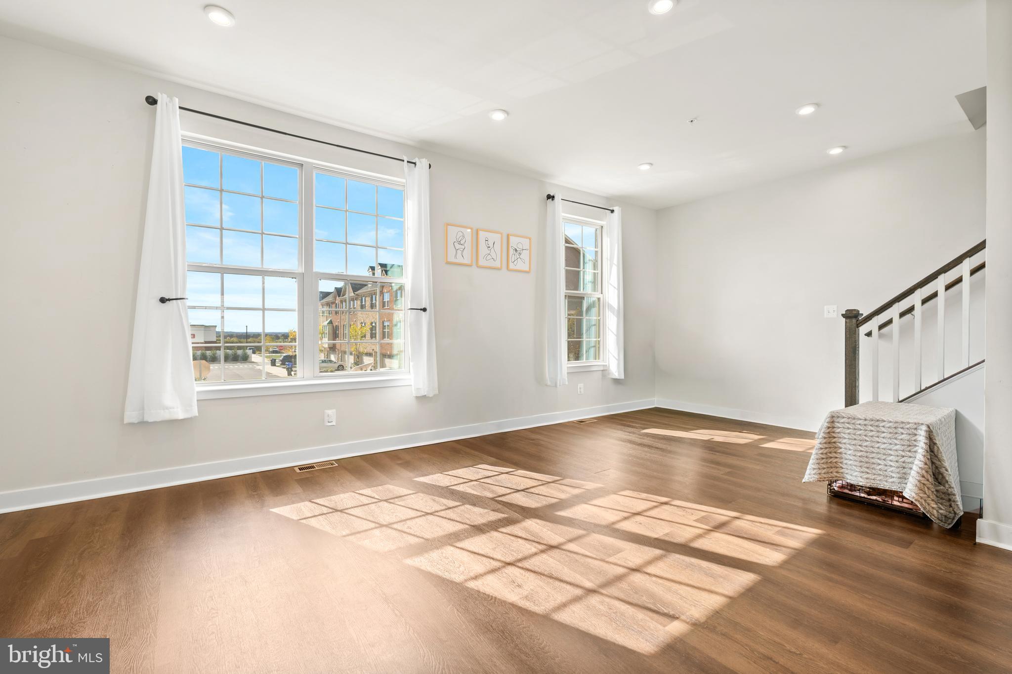 WESTSIDE - Residential