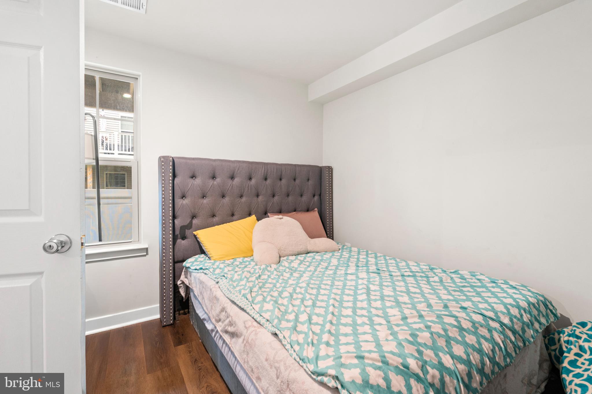 WESTSIDE - Residential