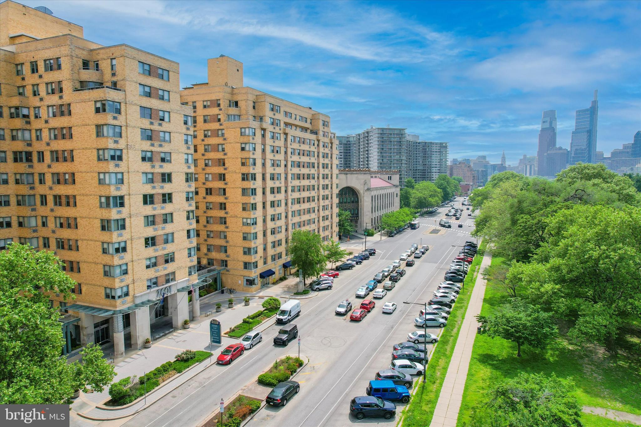 ART MUSEUM AREA - Residential Lease