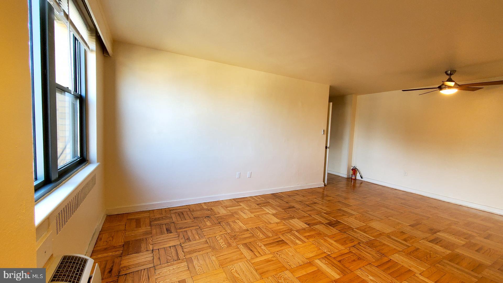 ART MUSEUM AREA - Residential Lease