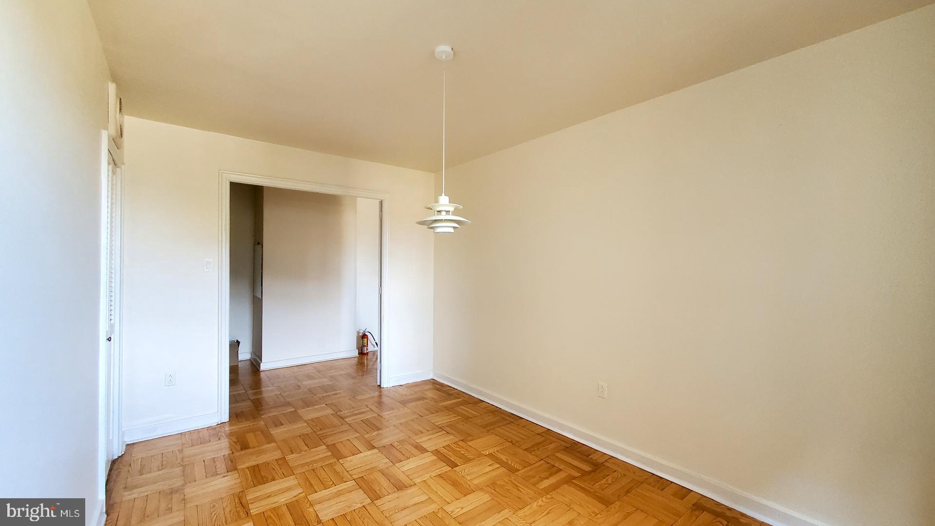 ART MUSEUM AREA - Residential Lease