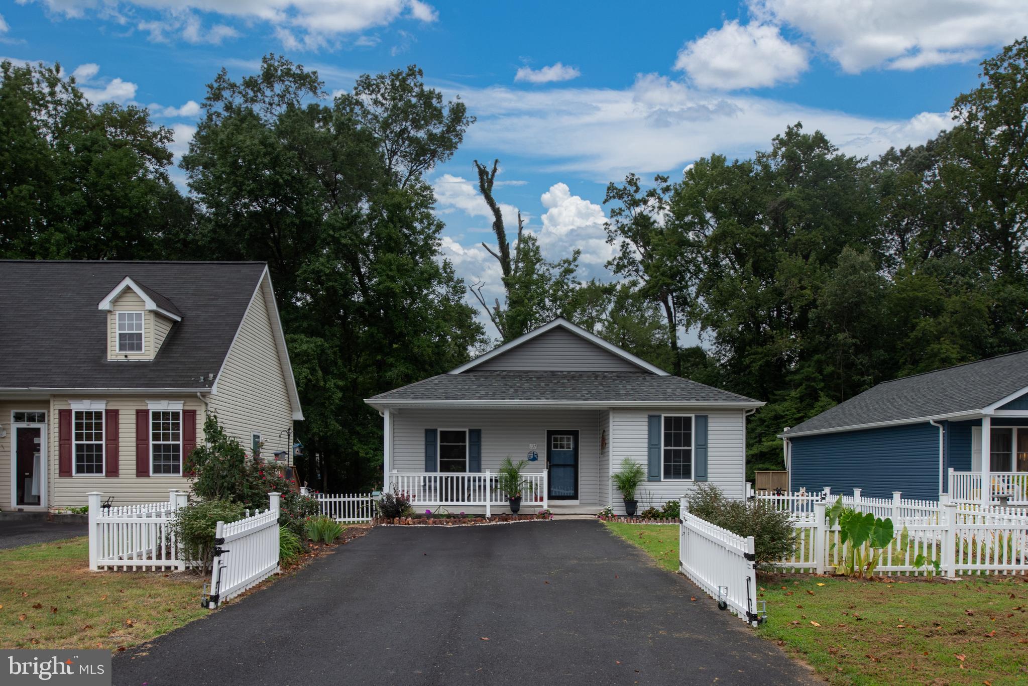 CLASSIC SHORES - Residential