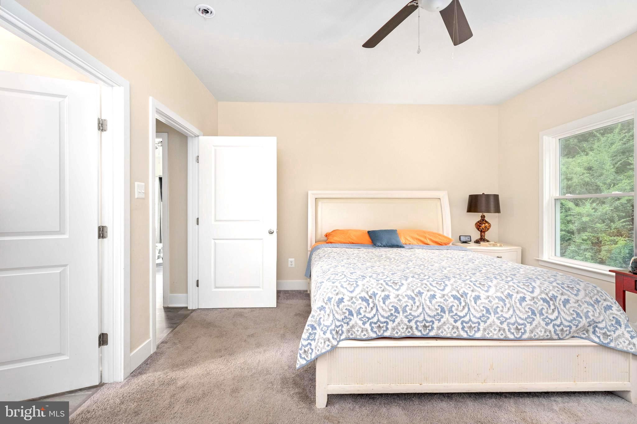 CLASSIC SHORES - Residential