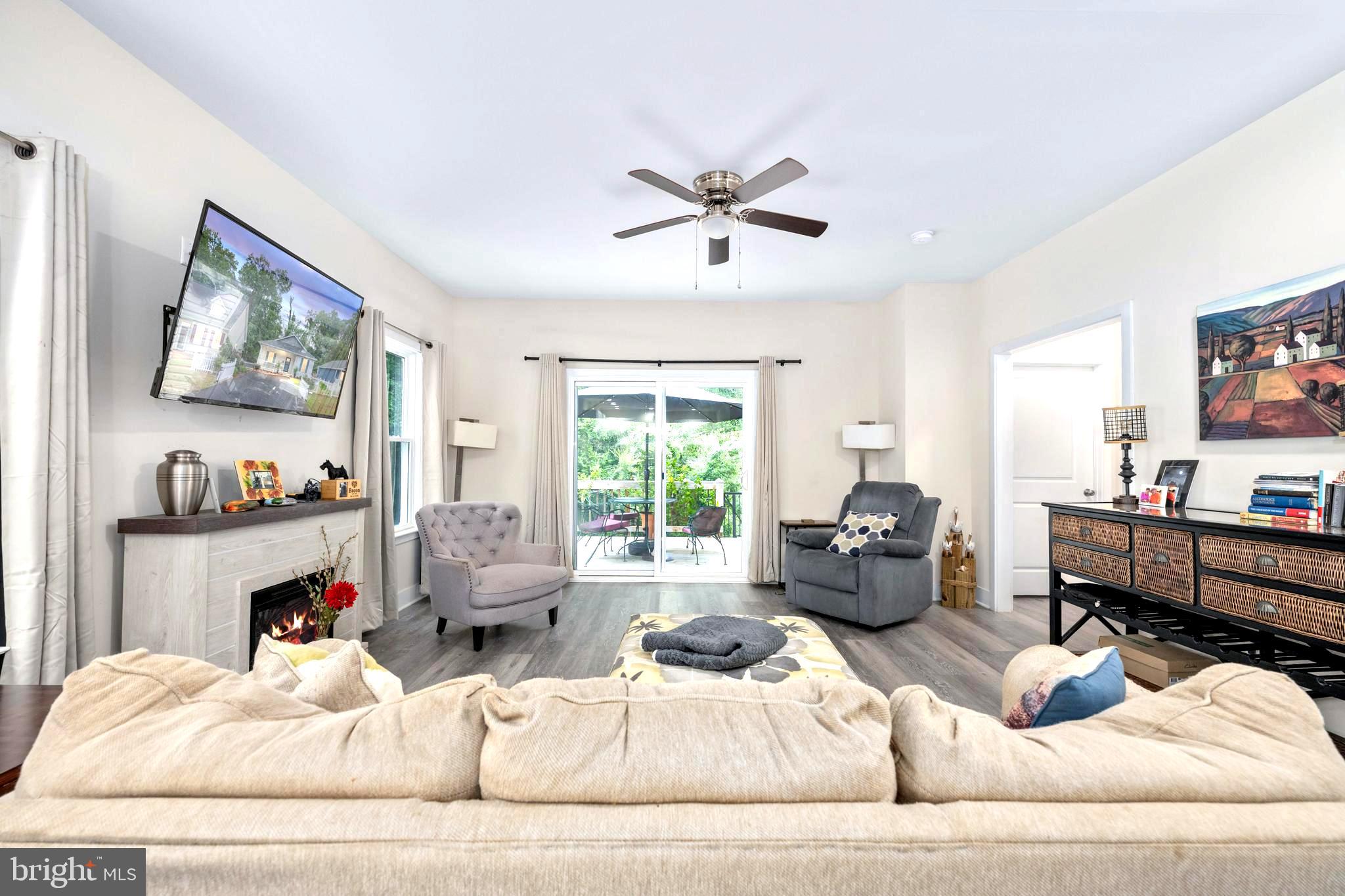 CLASSIC SHORES - Residential