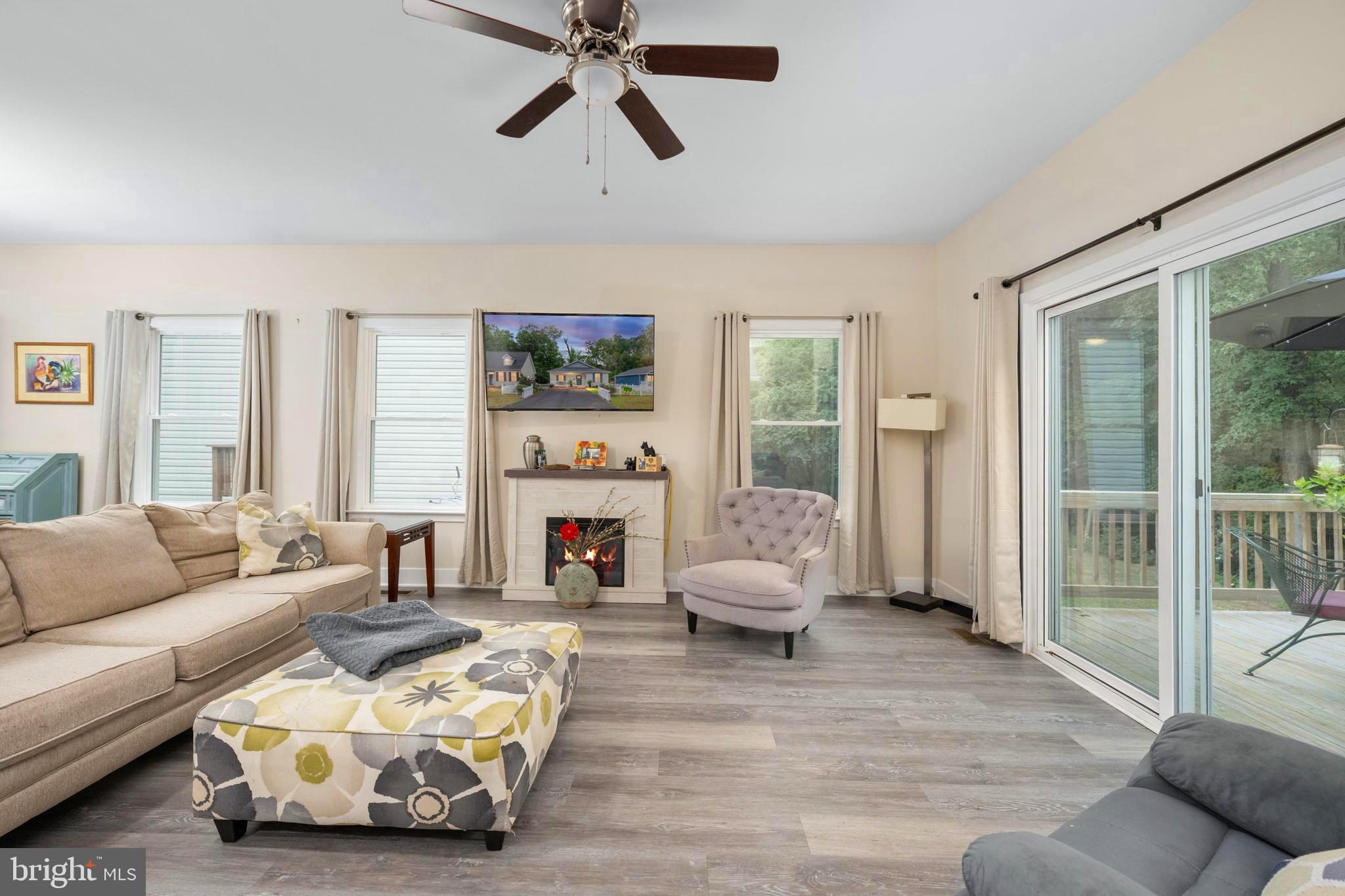 CLASSIC SHORES - Residential