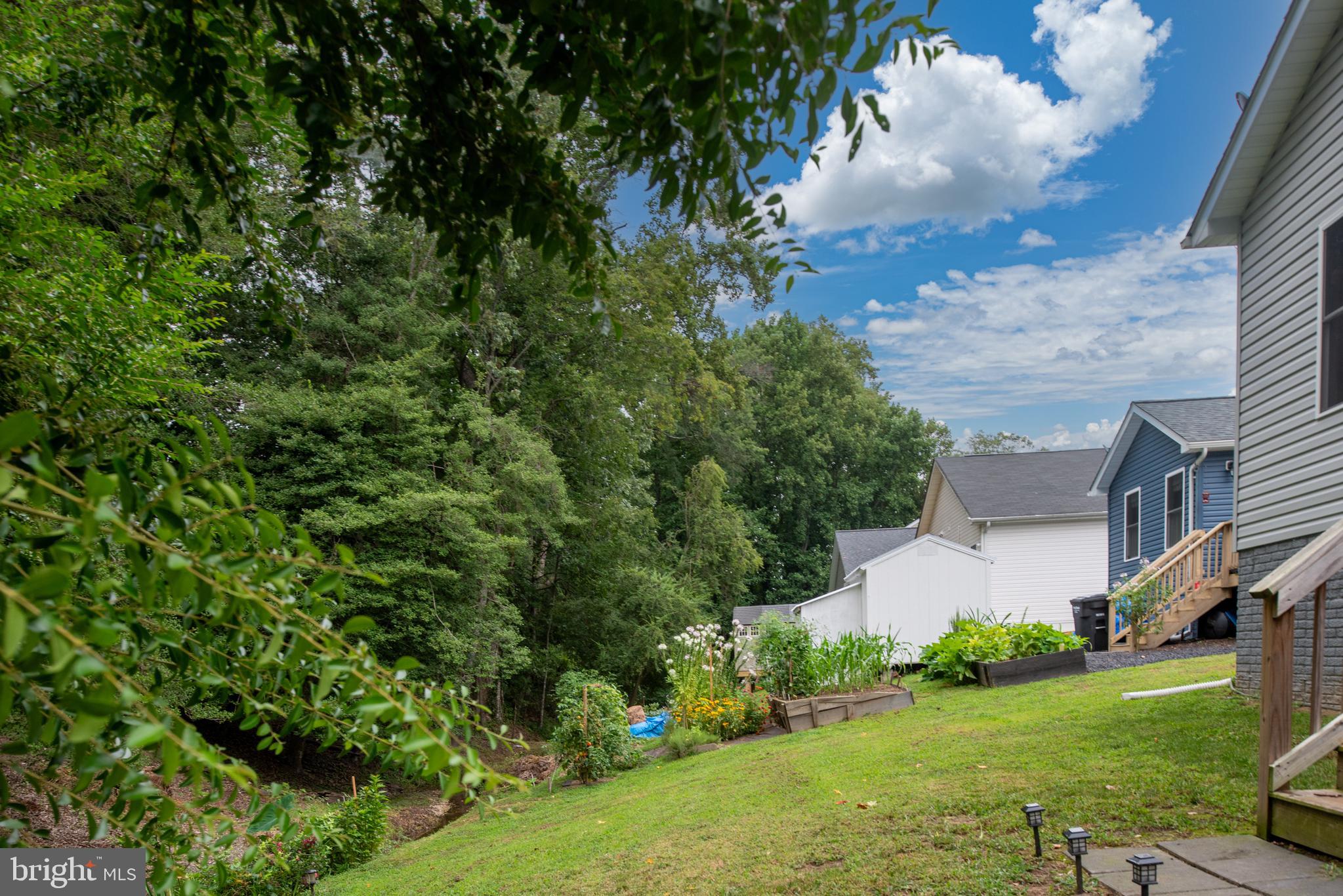 CLASSIC SHORES - Residential