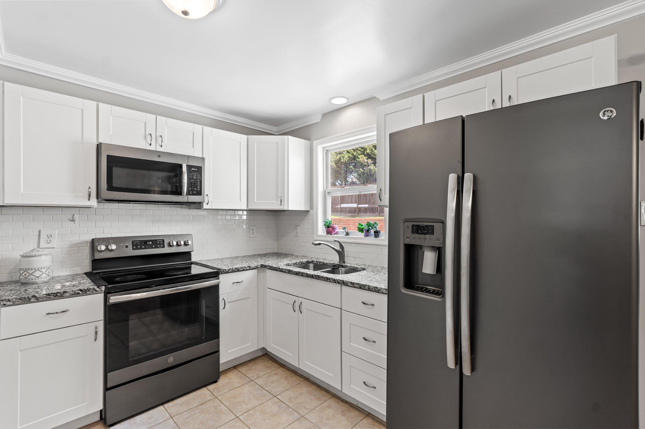 ORCHARD HILLS - Residential