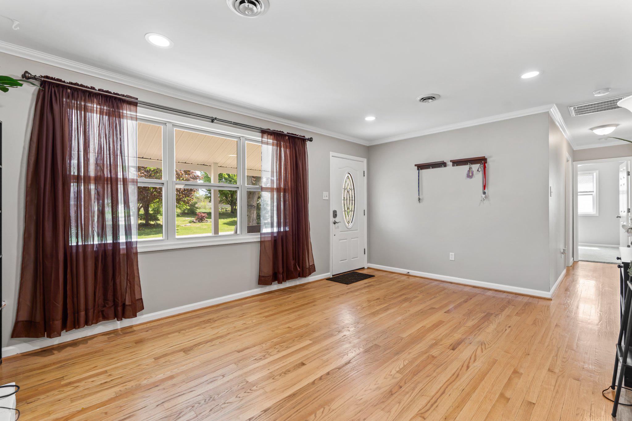 ORCHARD HILLS - Residential