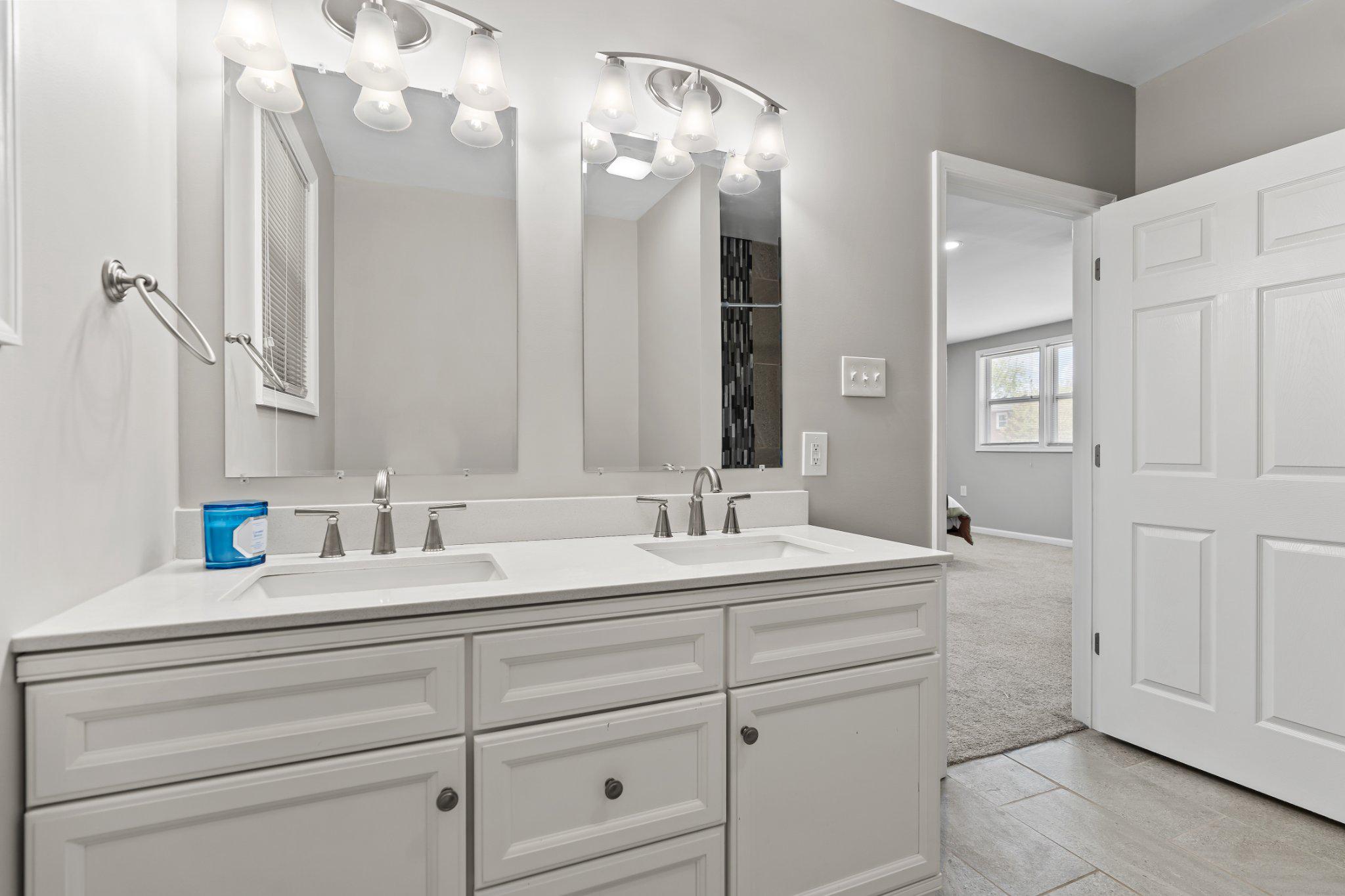 ORCHARD HILLS - Residential