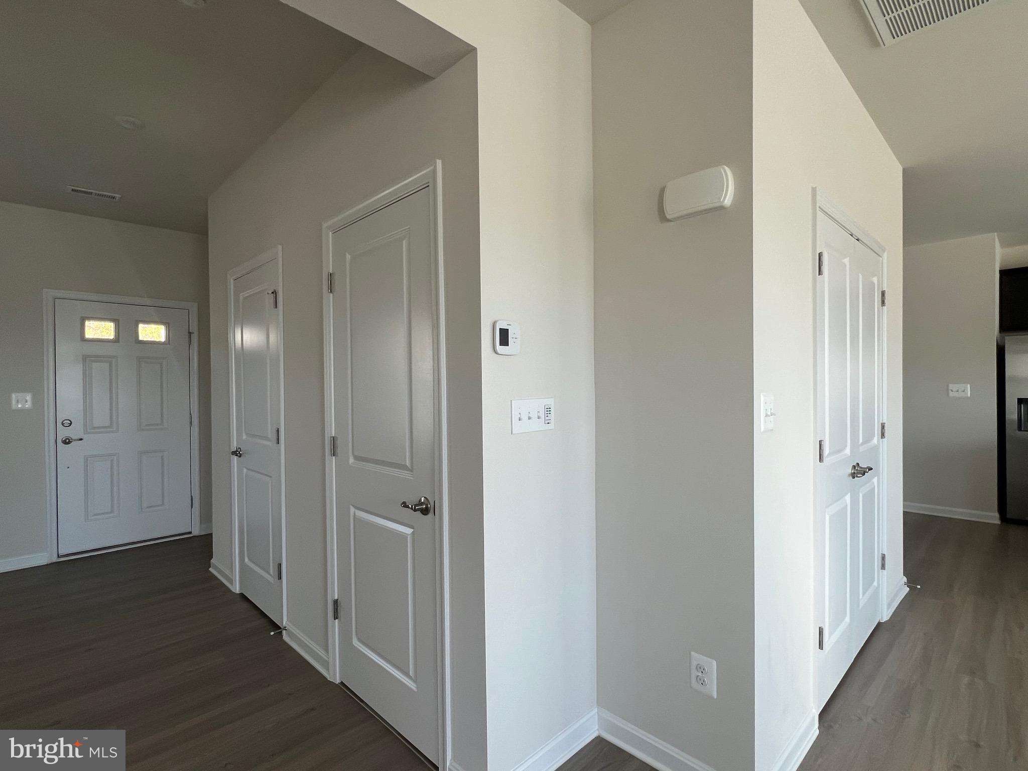 THE VILLAGE AT CEDAR CREEK - Residential Lease