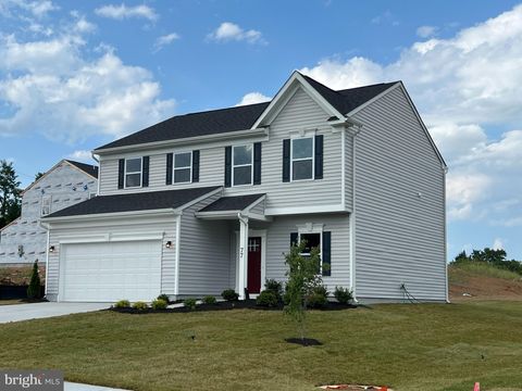 35 SIGNAL KNOB COTTAGE DRIVE STRASBURG VA 22657