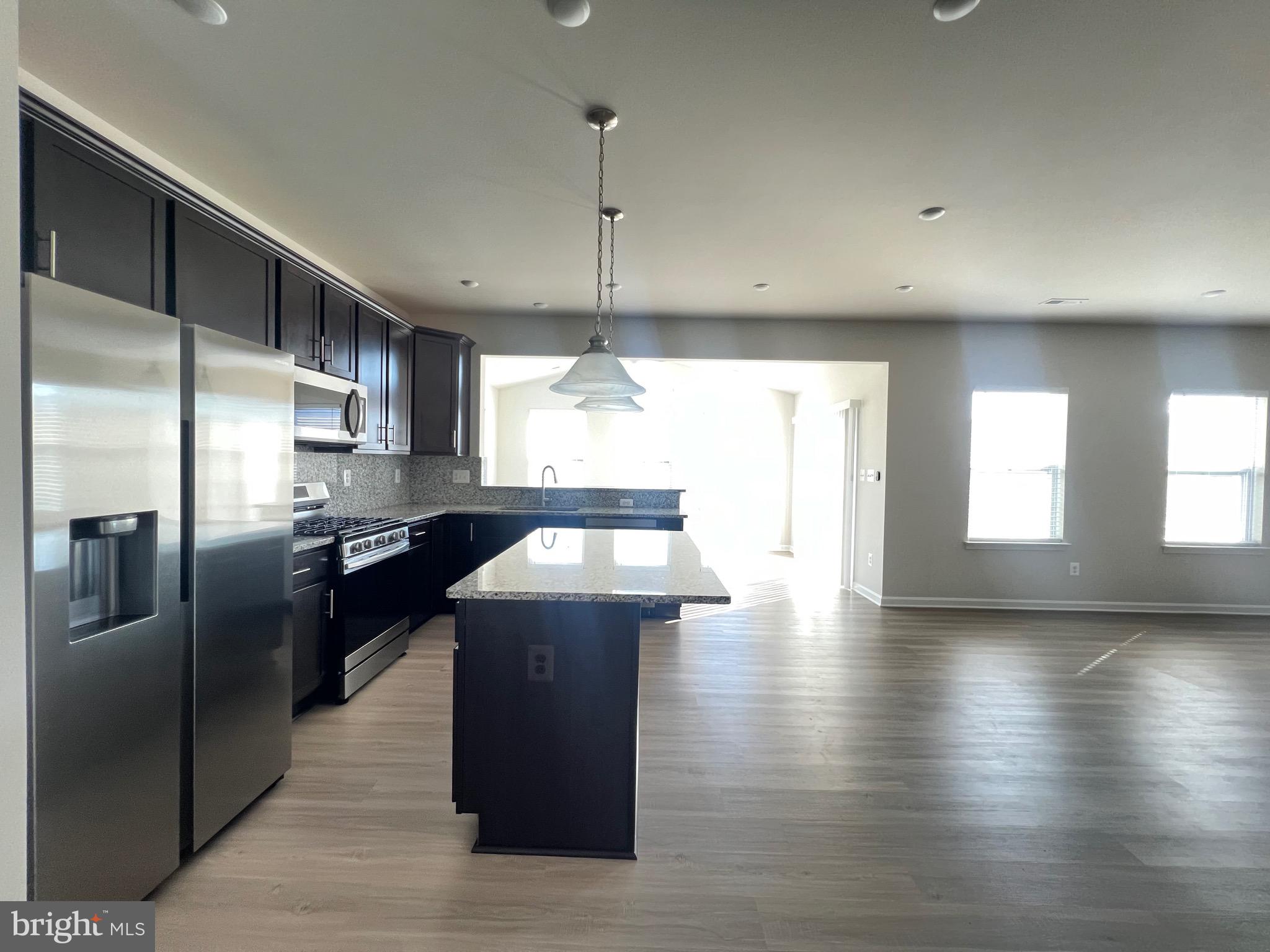 THE VILLAGE AT CEDAR CREEK - Residential Lease