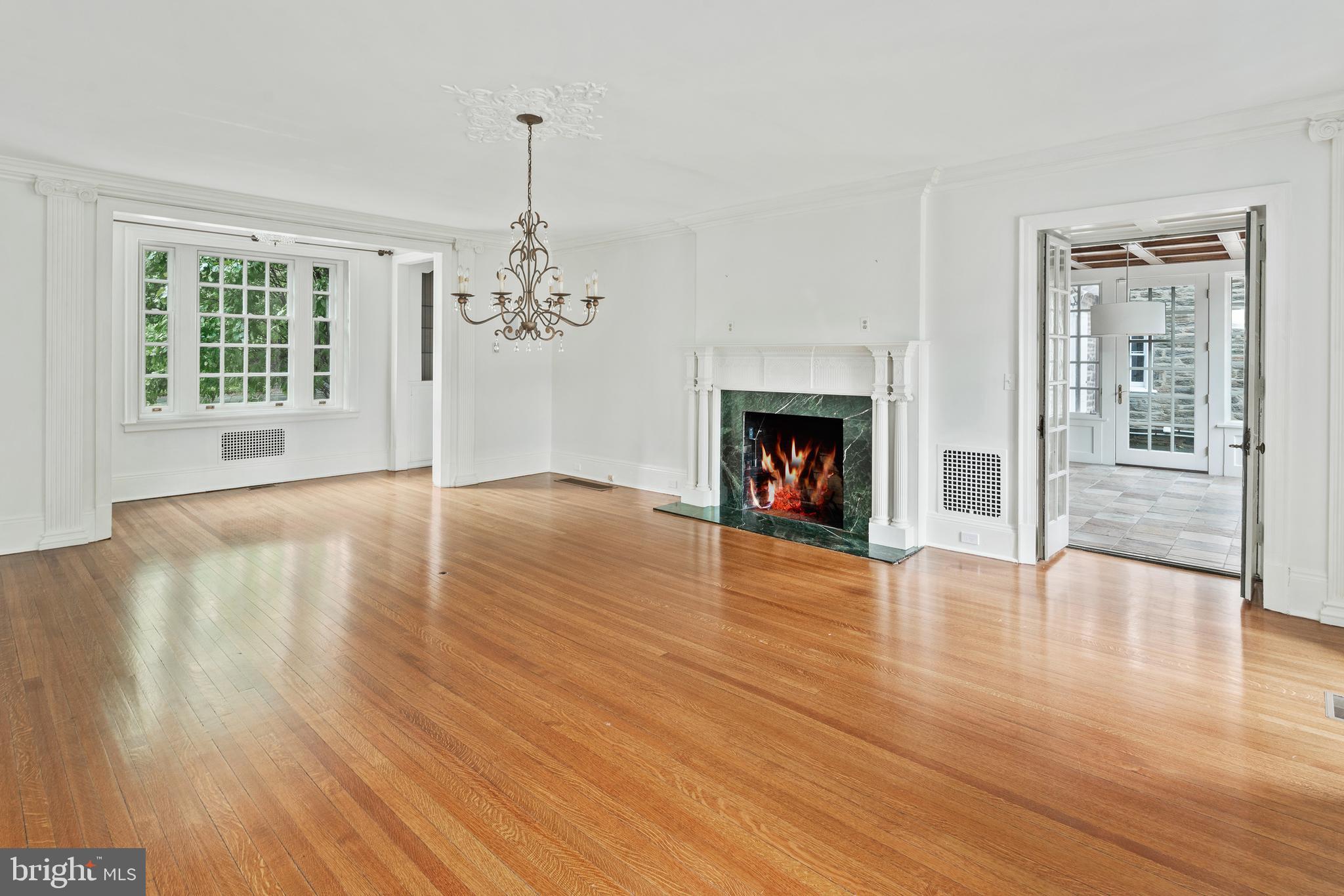 LAFAYETTE HILL - Residential