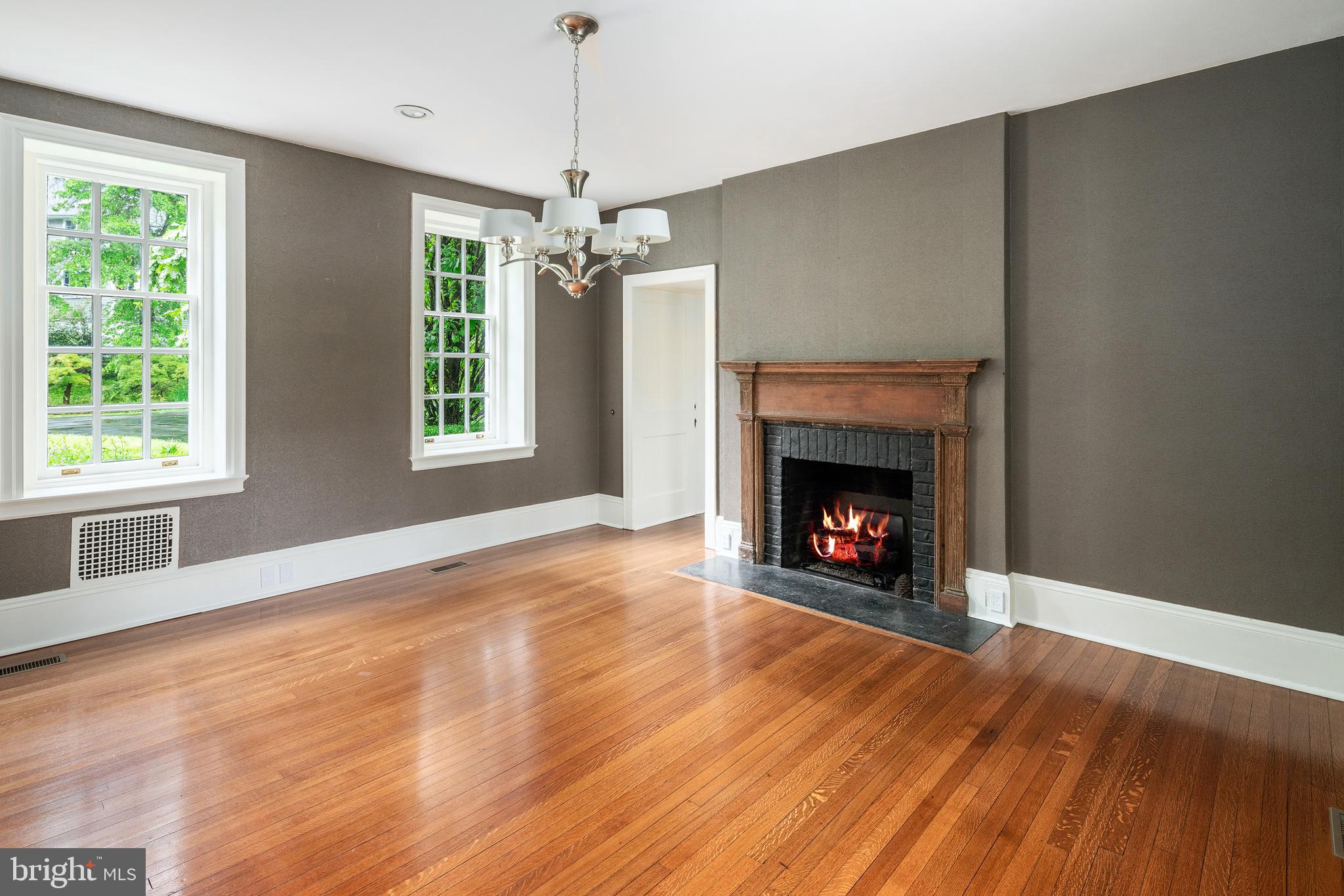 LAFAYETTE HILL - Residential