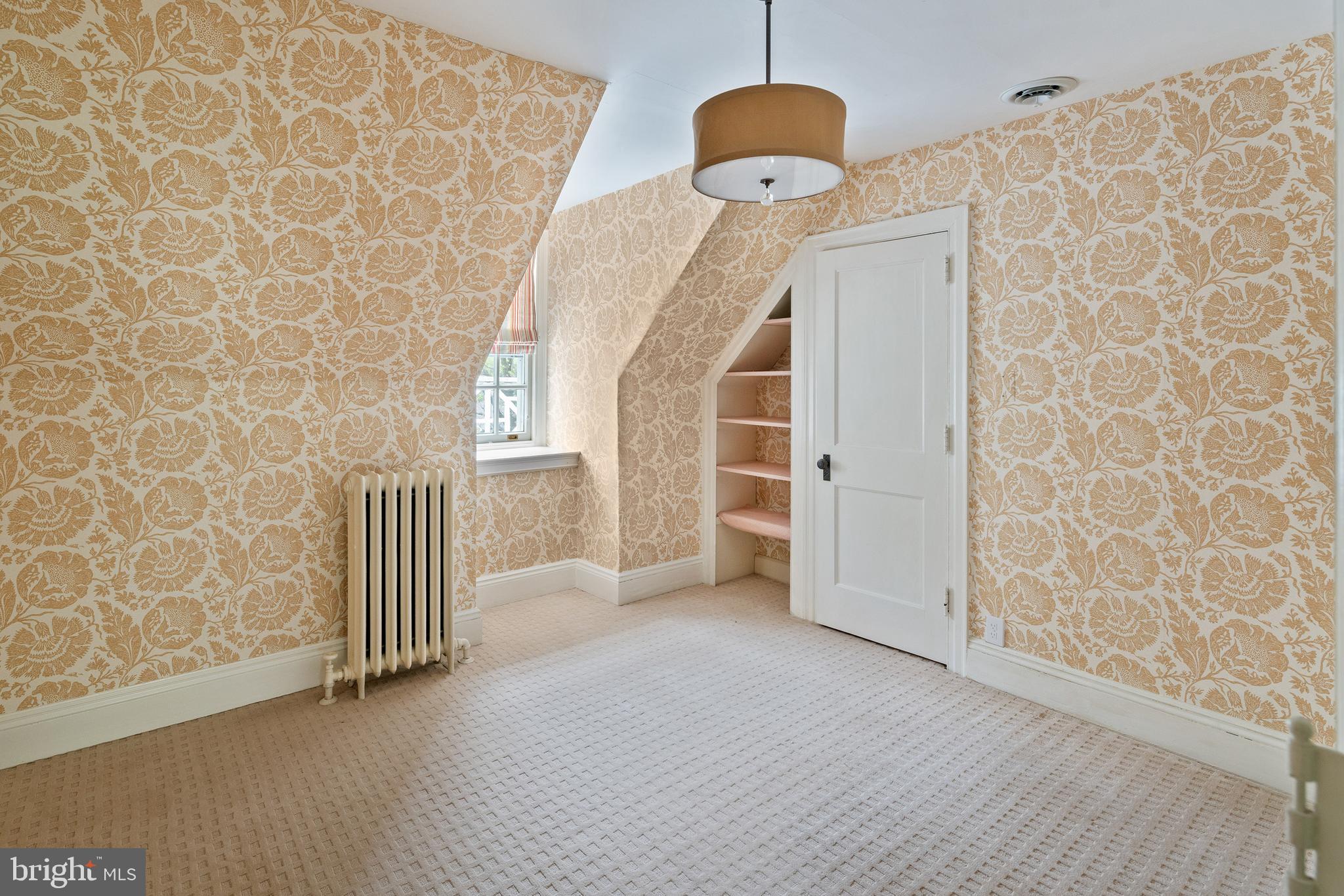 LAFAYETTE HILL - Residential