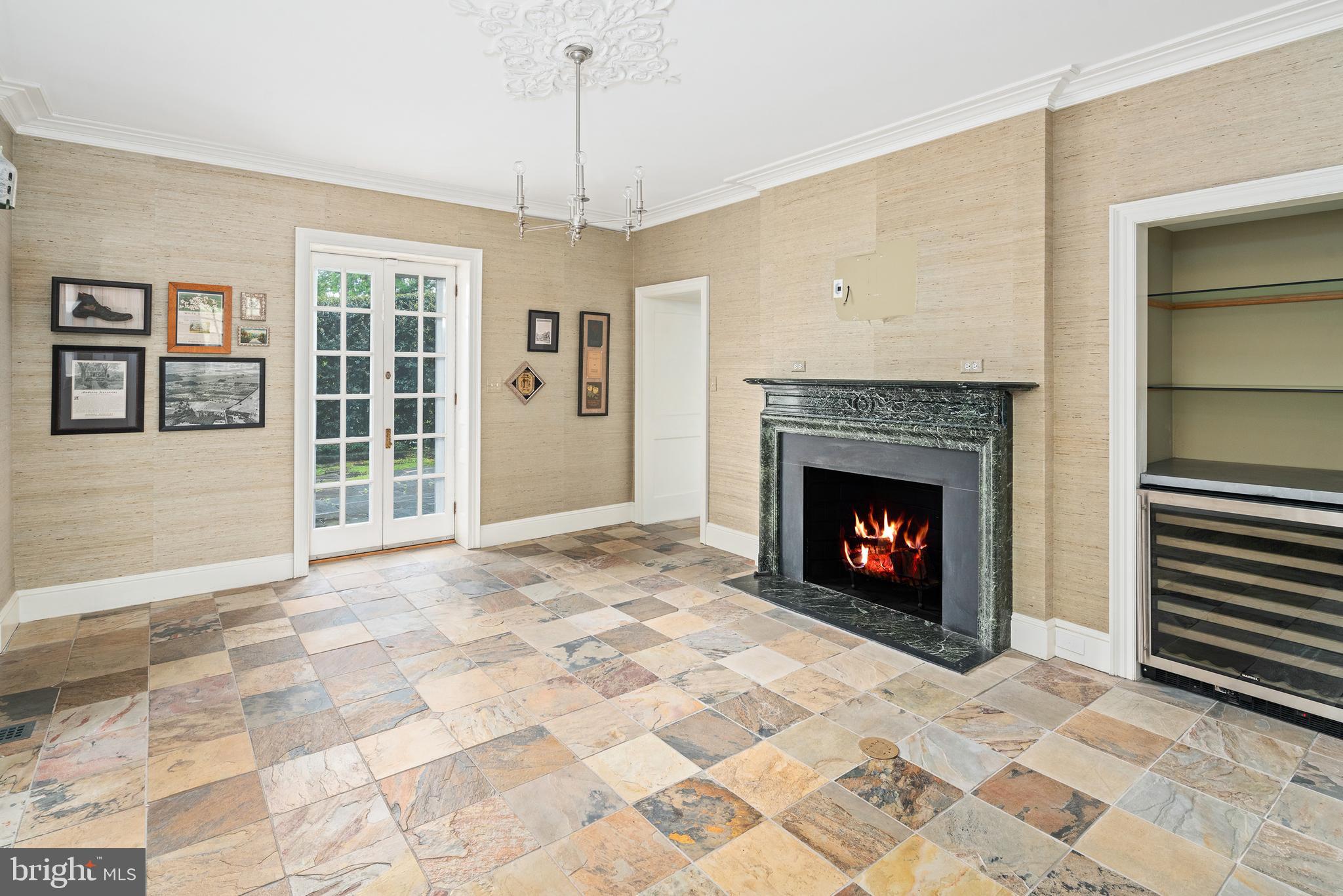 LAFAYETTE HILL - Residential