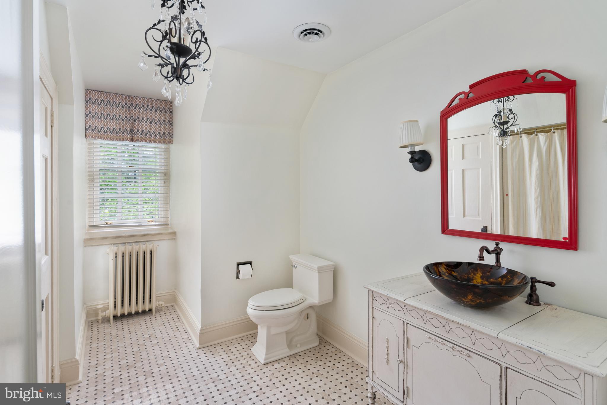 LAFAYETTE HILL - Residential