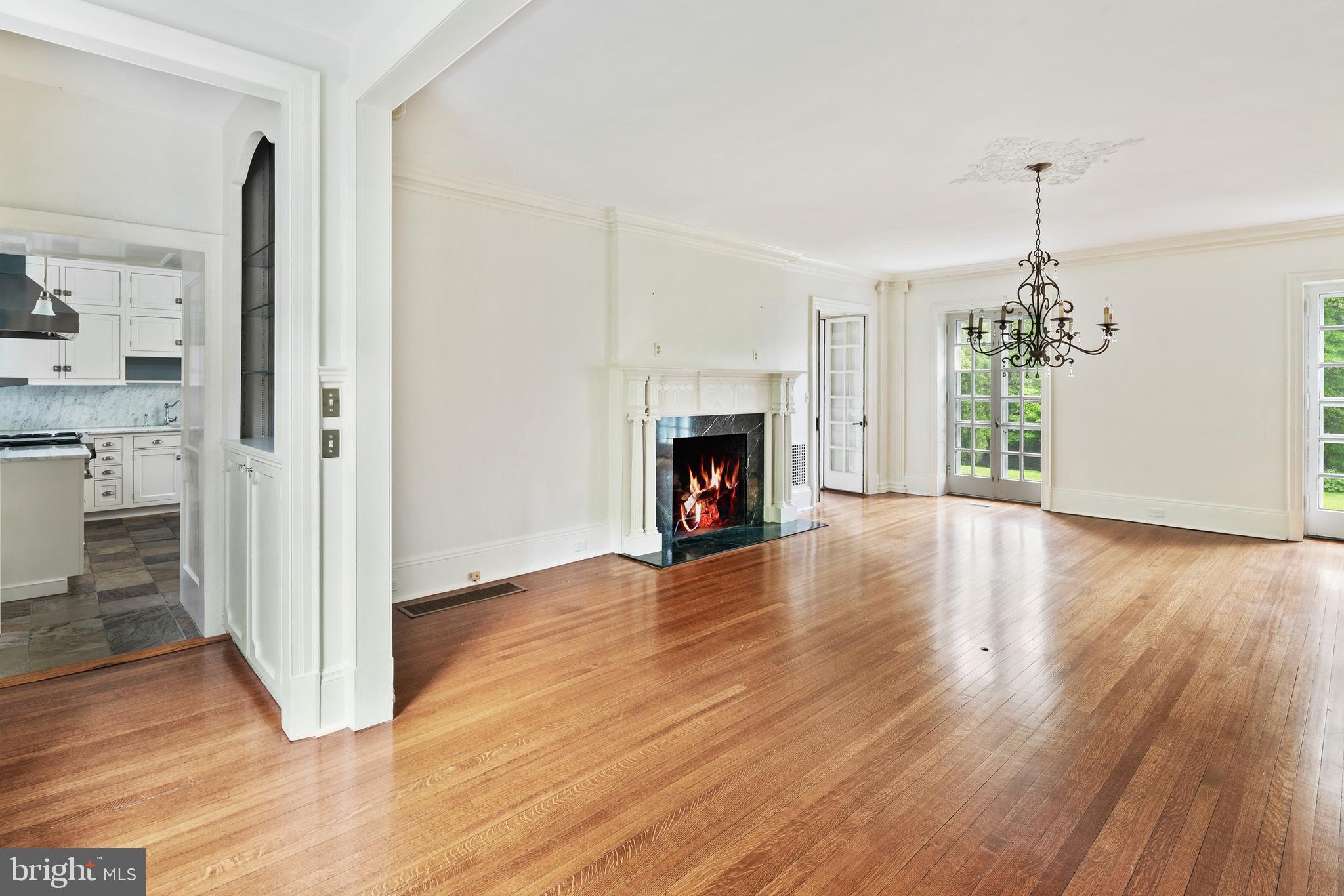 LAFAYETTE HILL - Residential