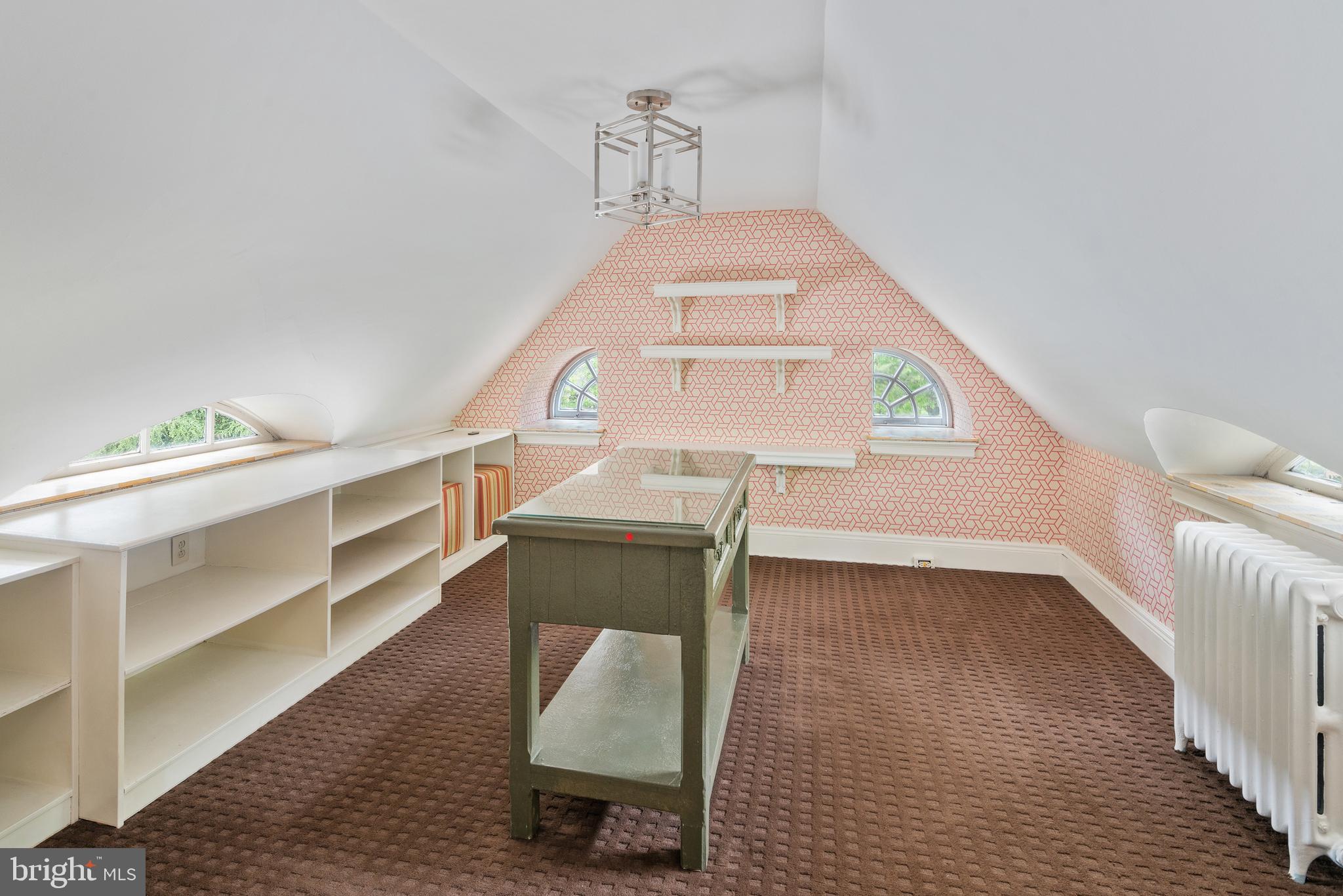 LAFAYETTE HILL - Residential