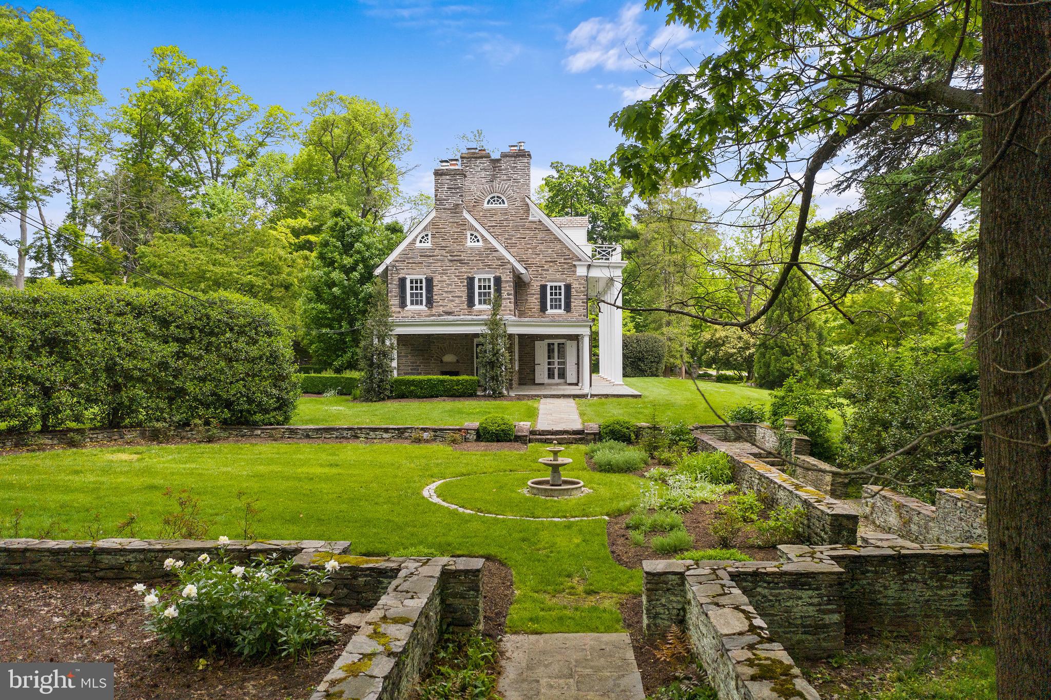 LAFAYETTE HILL - Residential