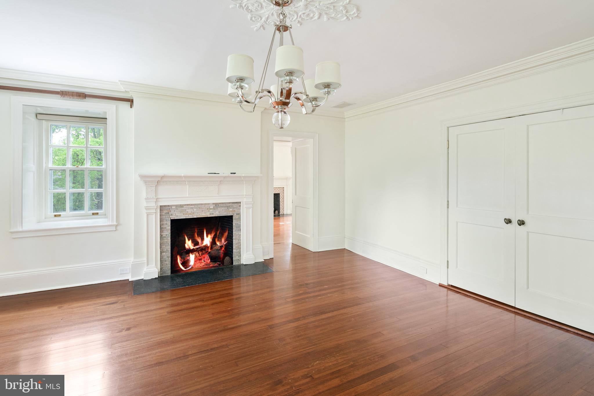 LAFAYETTE HILL - Residential