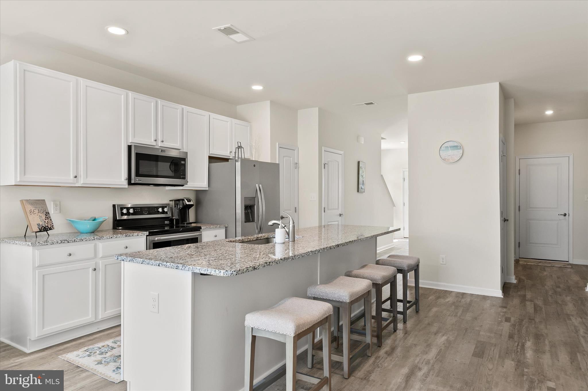 FRIENDSHIP CREEK - Residential