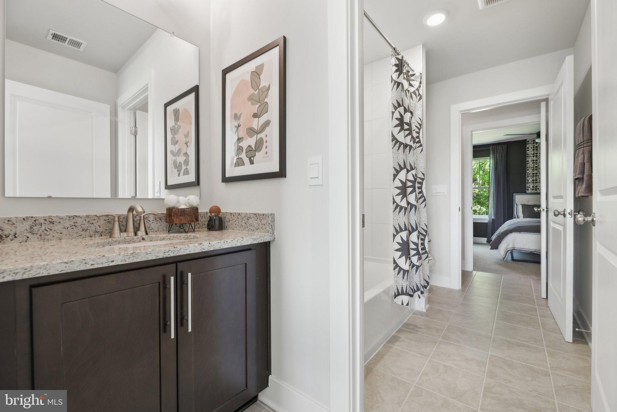 WOODED RUN ESTATES - Residential