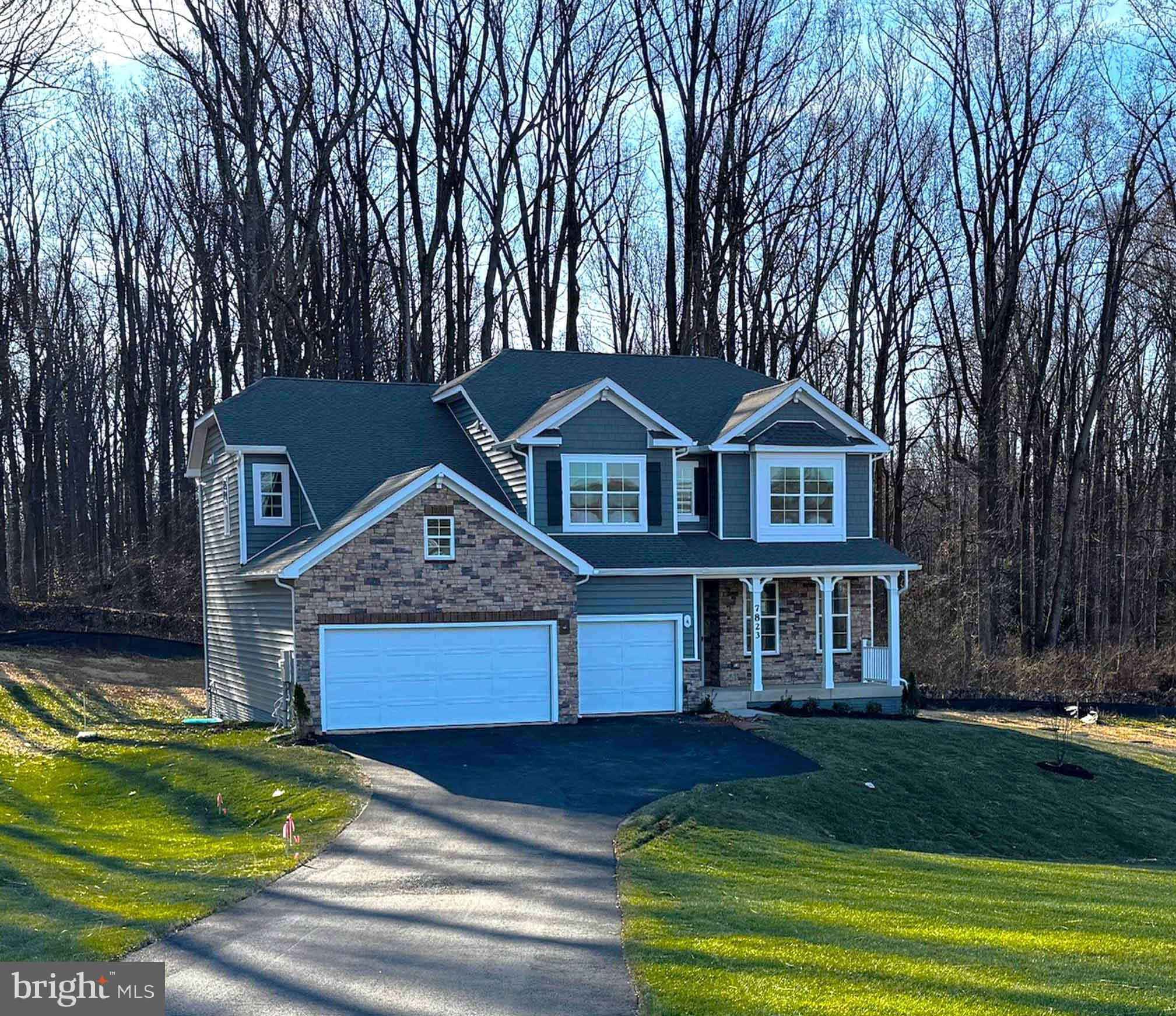 WOODED RUN ESTATES - Residential