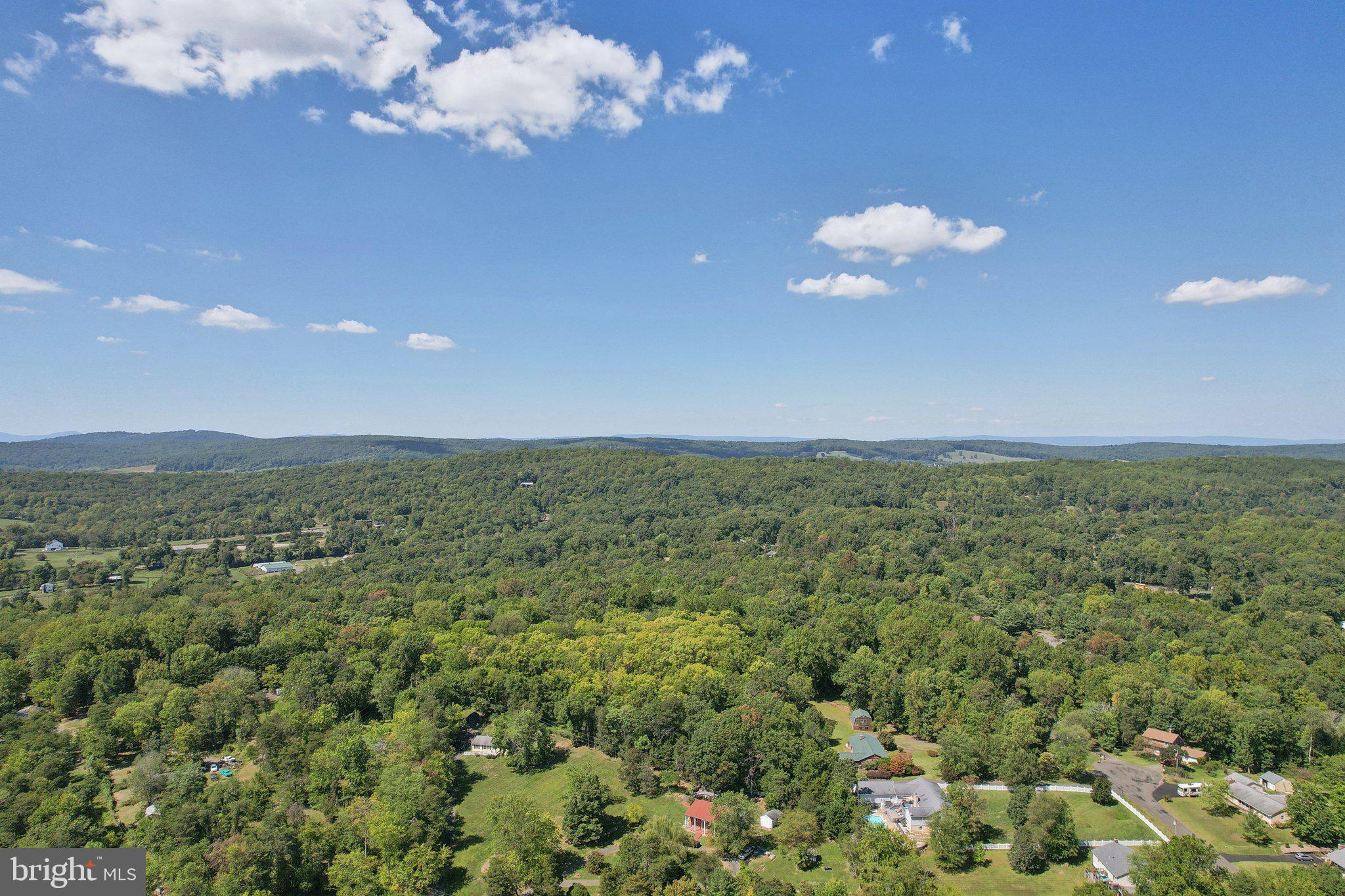 WOODED RUN ESTATES - Residential