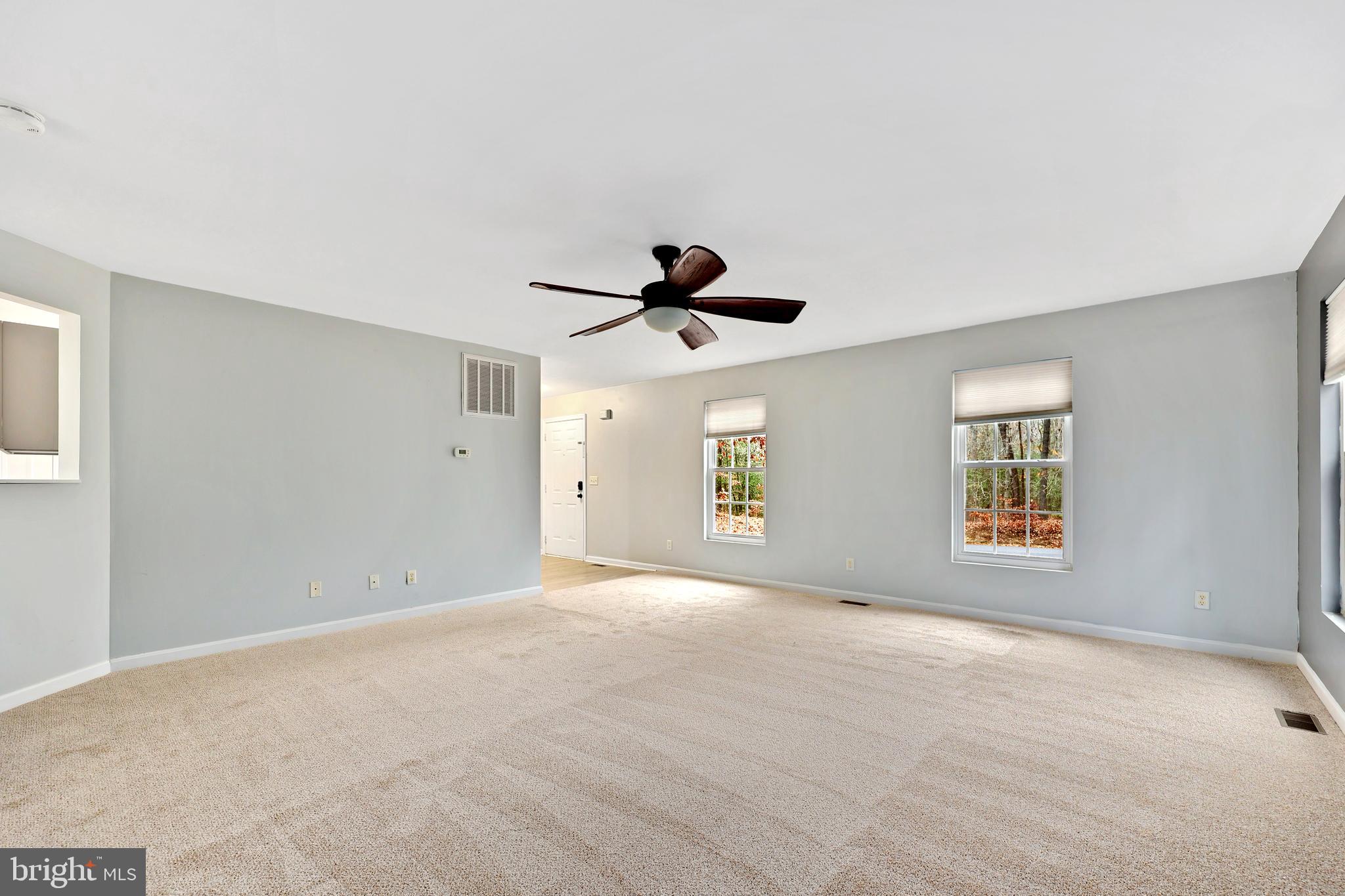 LAKE CAROLINE - Residential